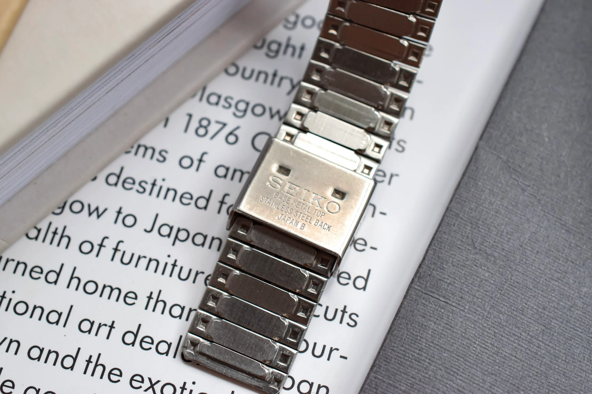 1982 Seiko Two Toned Hex - Image 8