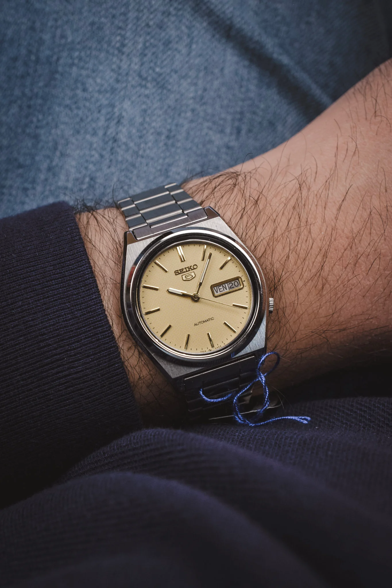 1983 Seiko 5 Automatic Honeycomb Day-Date - NOS - Image 10