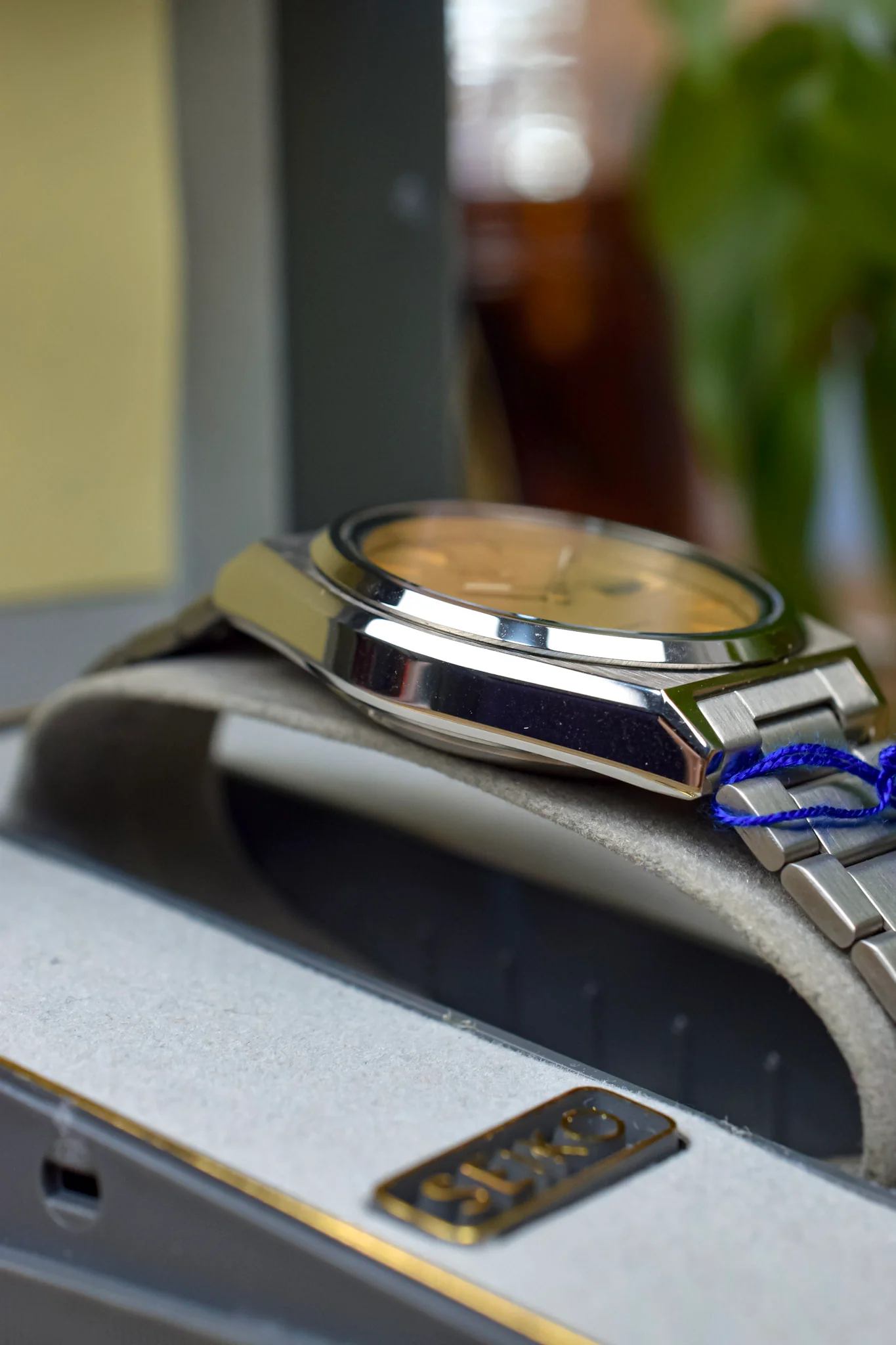 1983 Seiko 5 Automatic Honeycomb Day-Date - NOS - Image 6