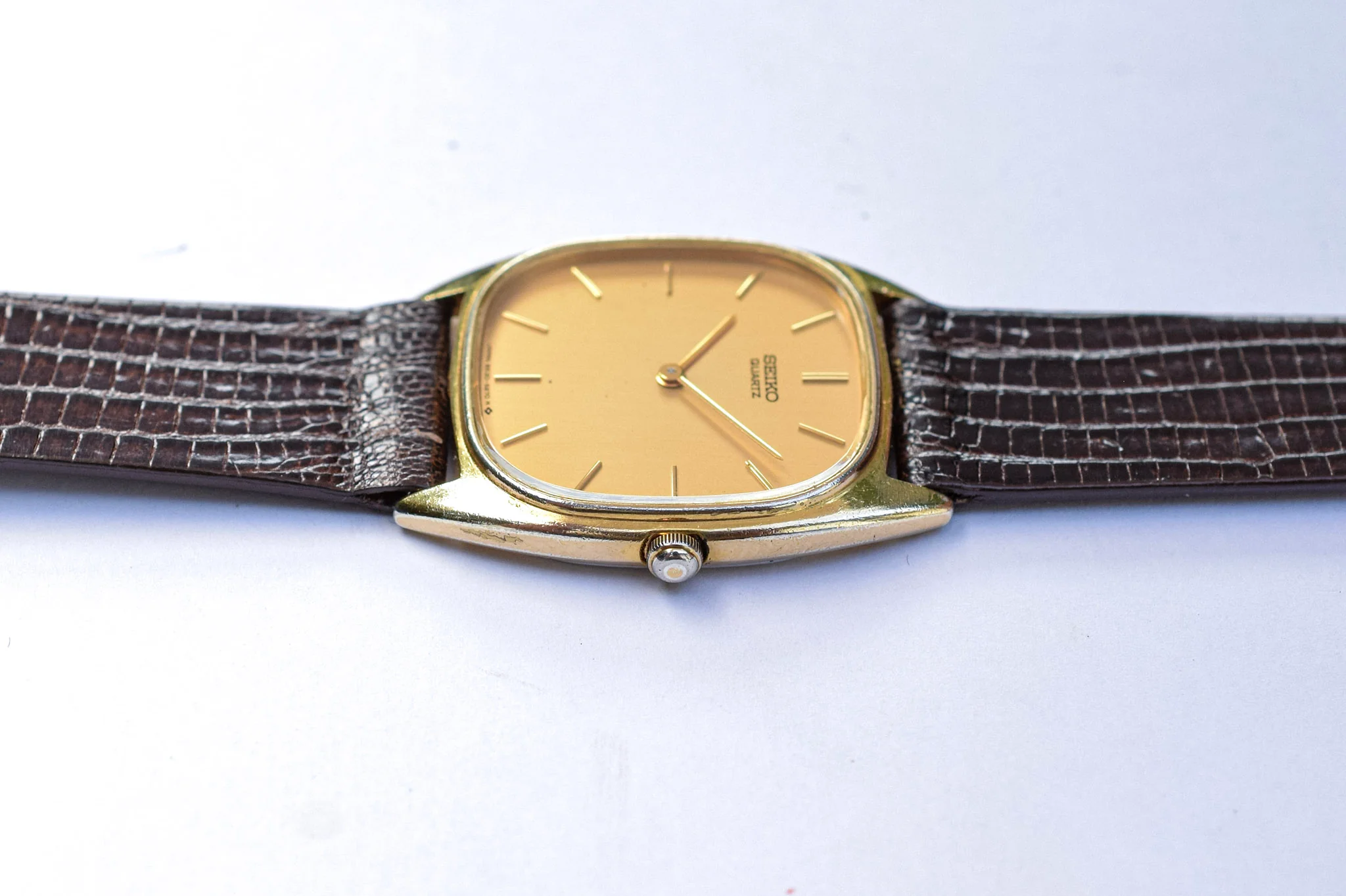 1983 Seiko Gold Tone TV - Image 4