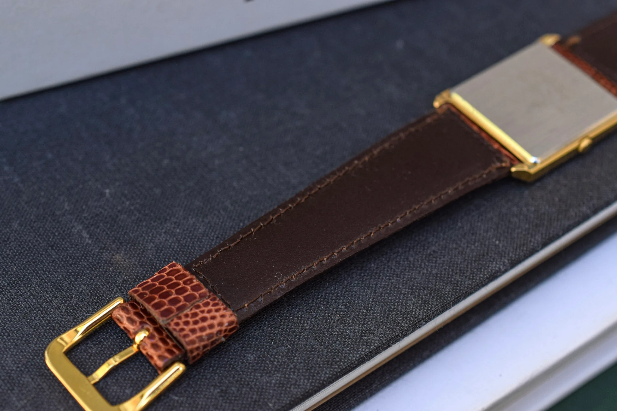 1983 Gold Tone Seiko Quartz Tank Watch - Image 7