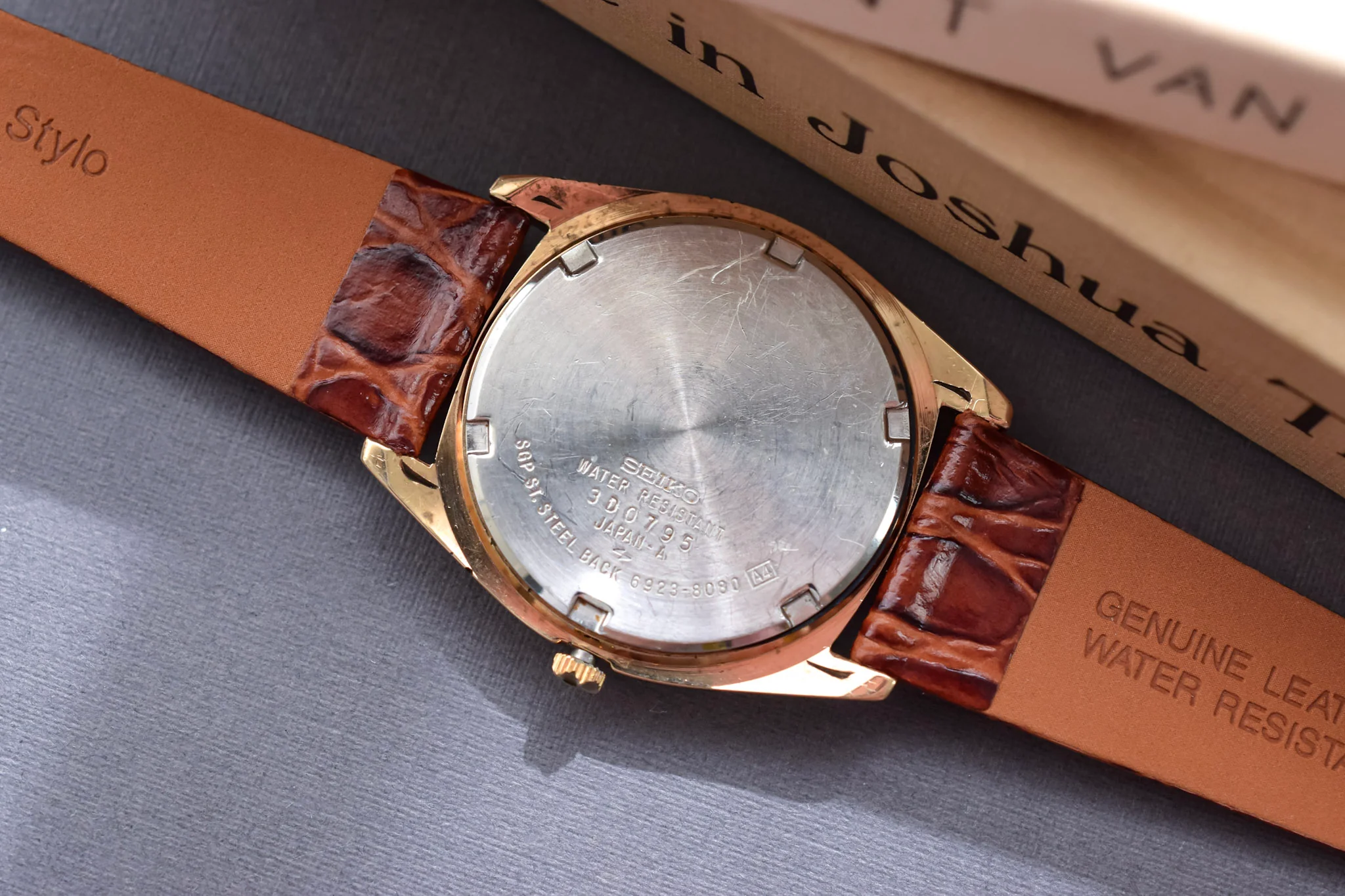 1983 Seiko SQ Champagne French Day-Date "President" - Image 10