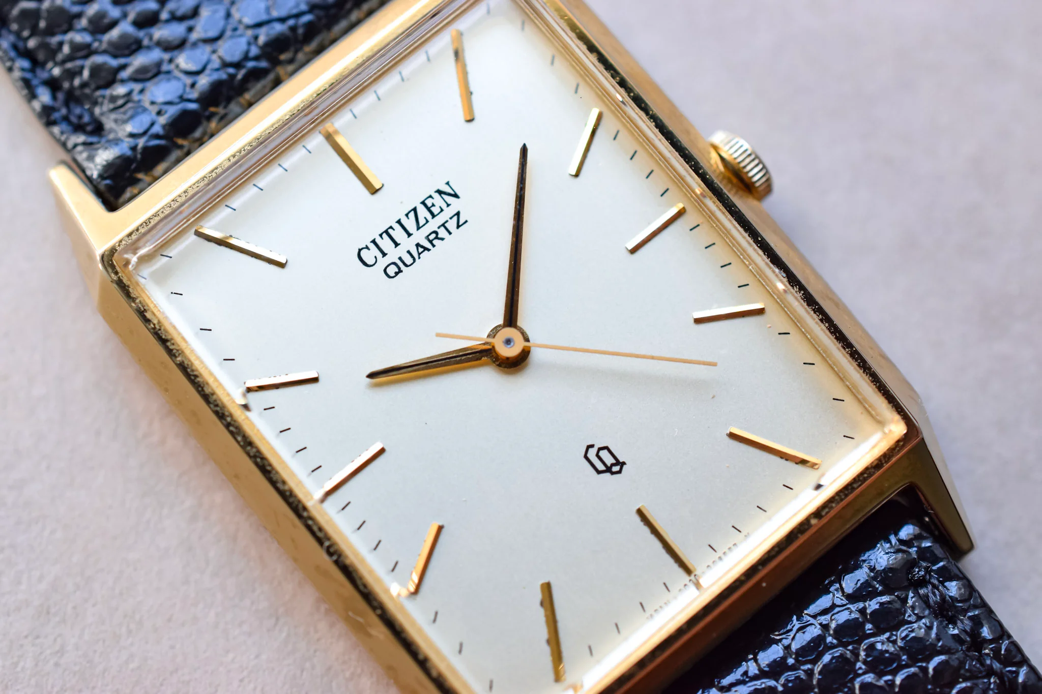 1984 Citizen CQ Champagne Tank - Image 3