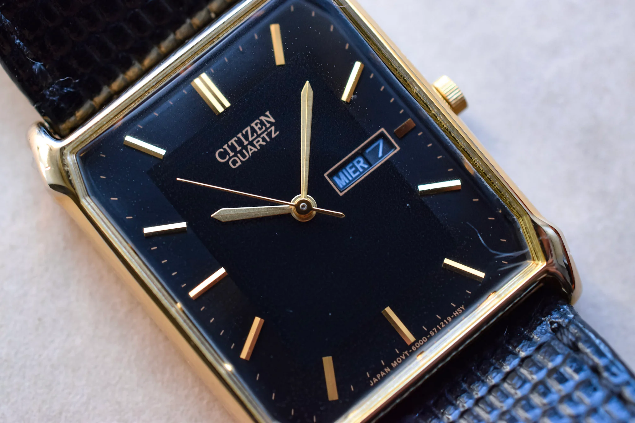1984 Citizen Gilt Dial Day-Date Tank - Image 3