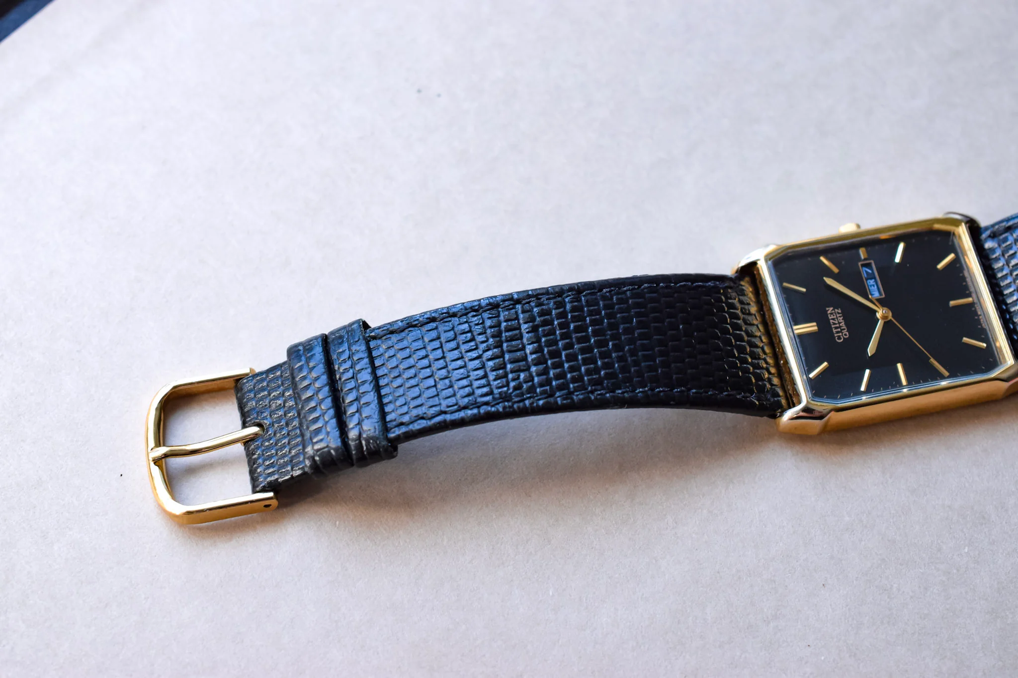 1984 Citizen Gilt Dial Day-Date Tank - Image 6
