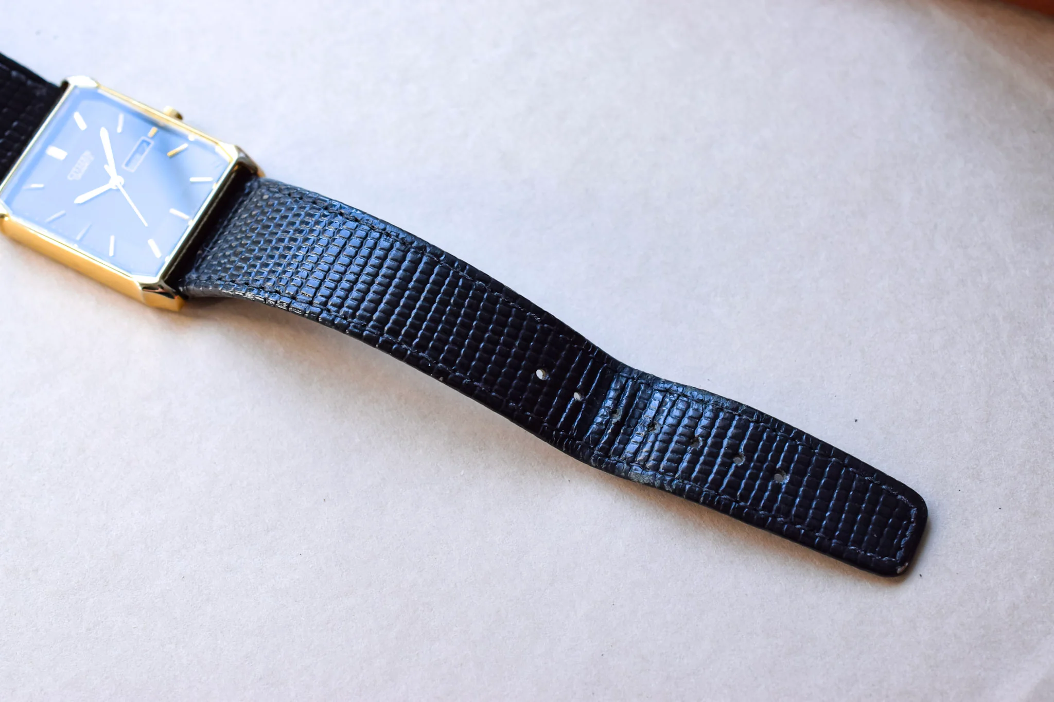1984 Citizen Gilt Dial Day-Date Tank - Image 8