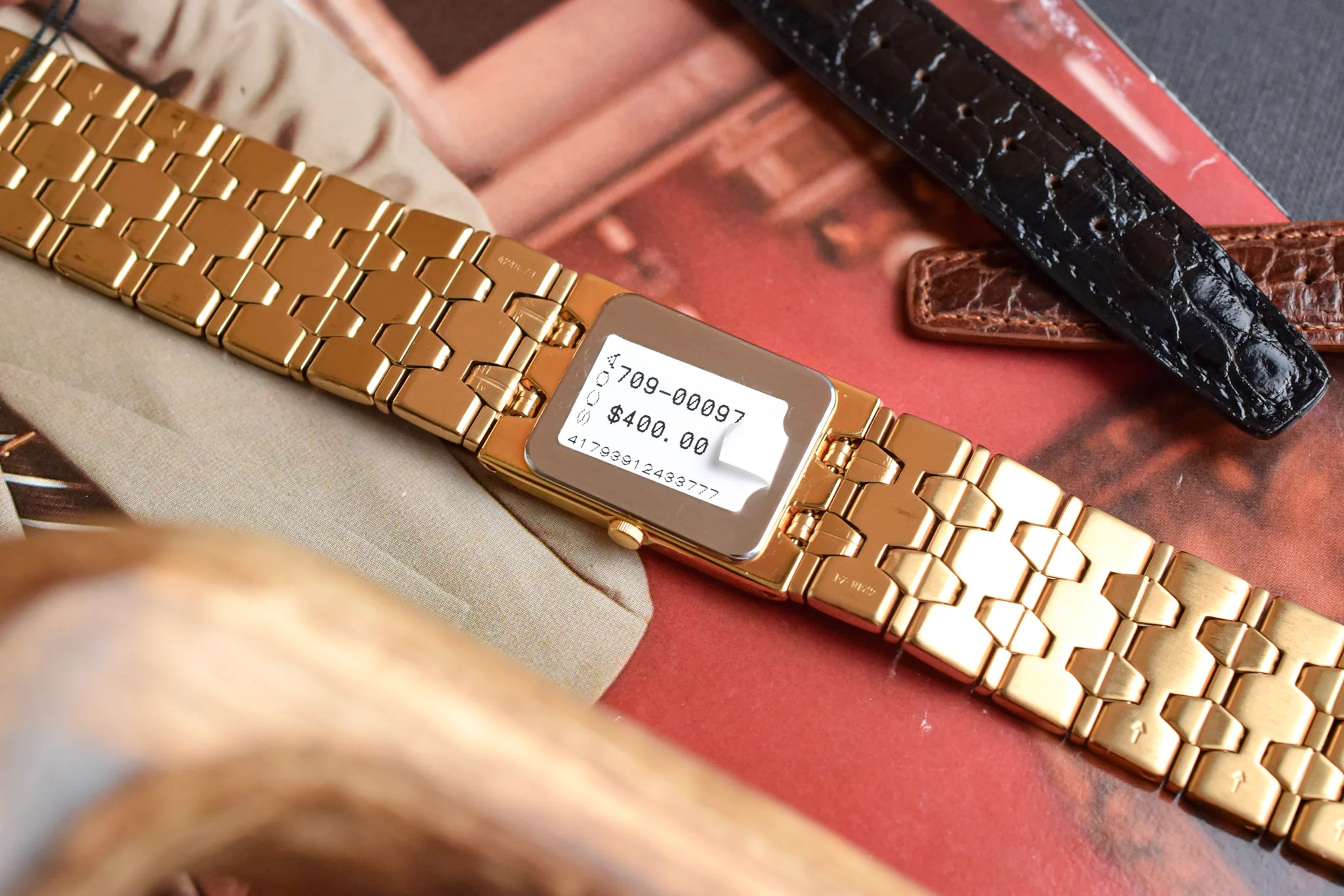 1984 NOS Seiko Golden Diamond Dial Tank - Image 12