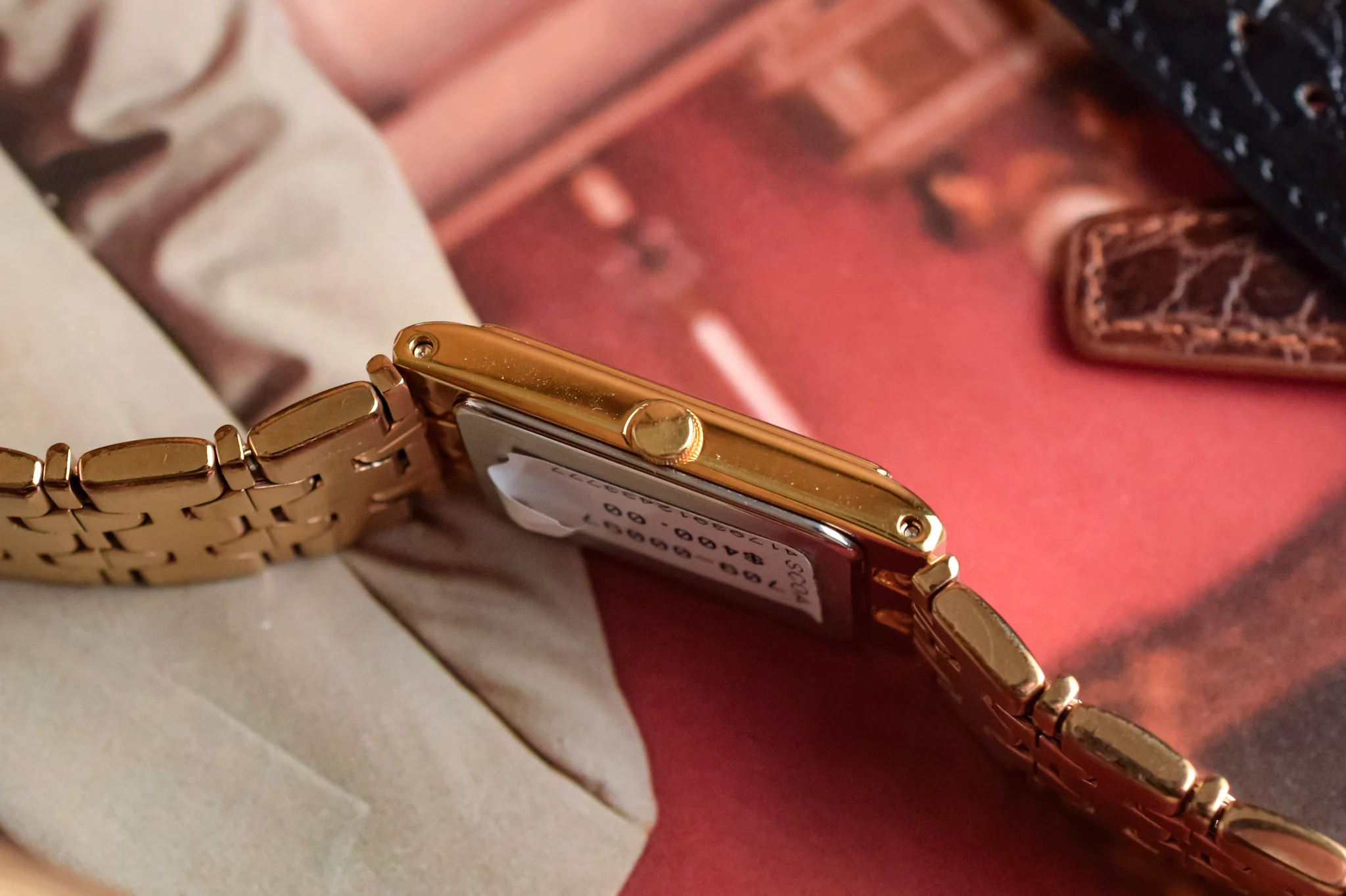 1984 NOS Seiko Golden Diamond Dial Tank - Image 4