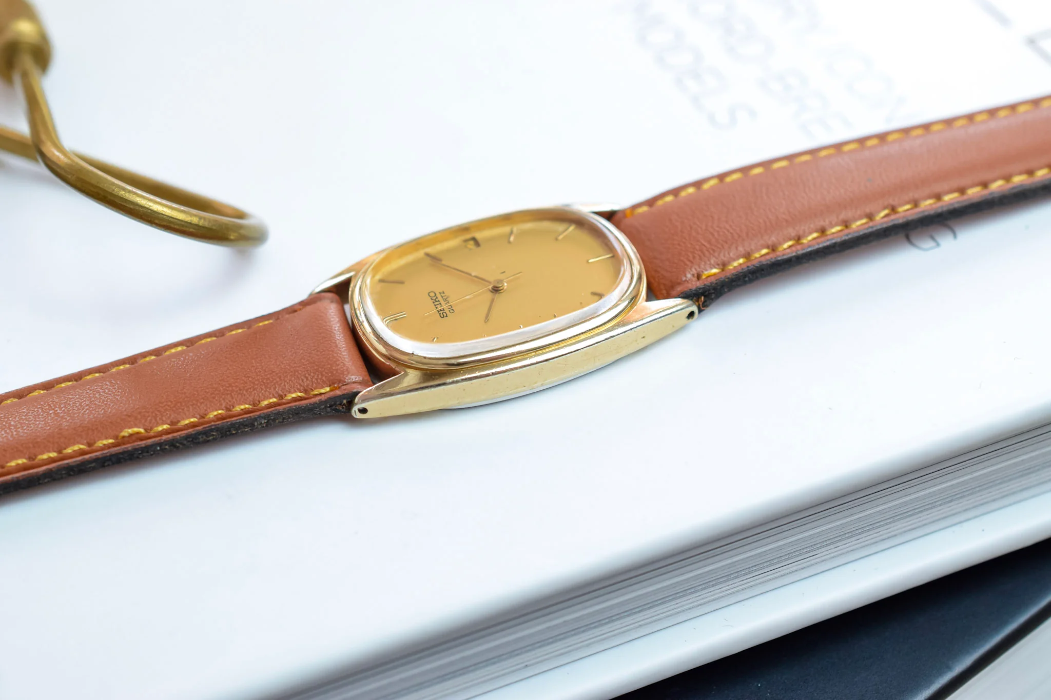 1984 Seiko Champagne Calendar Ellipse - Image 5