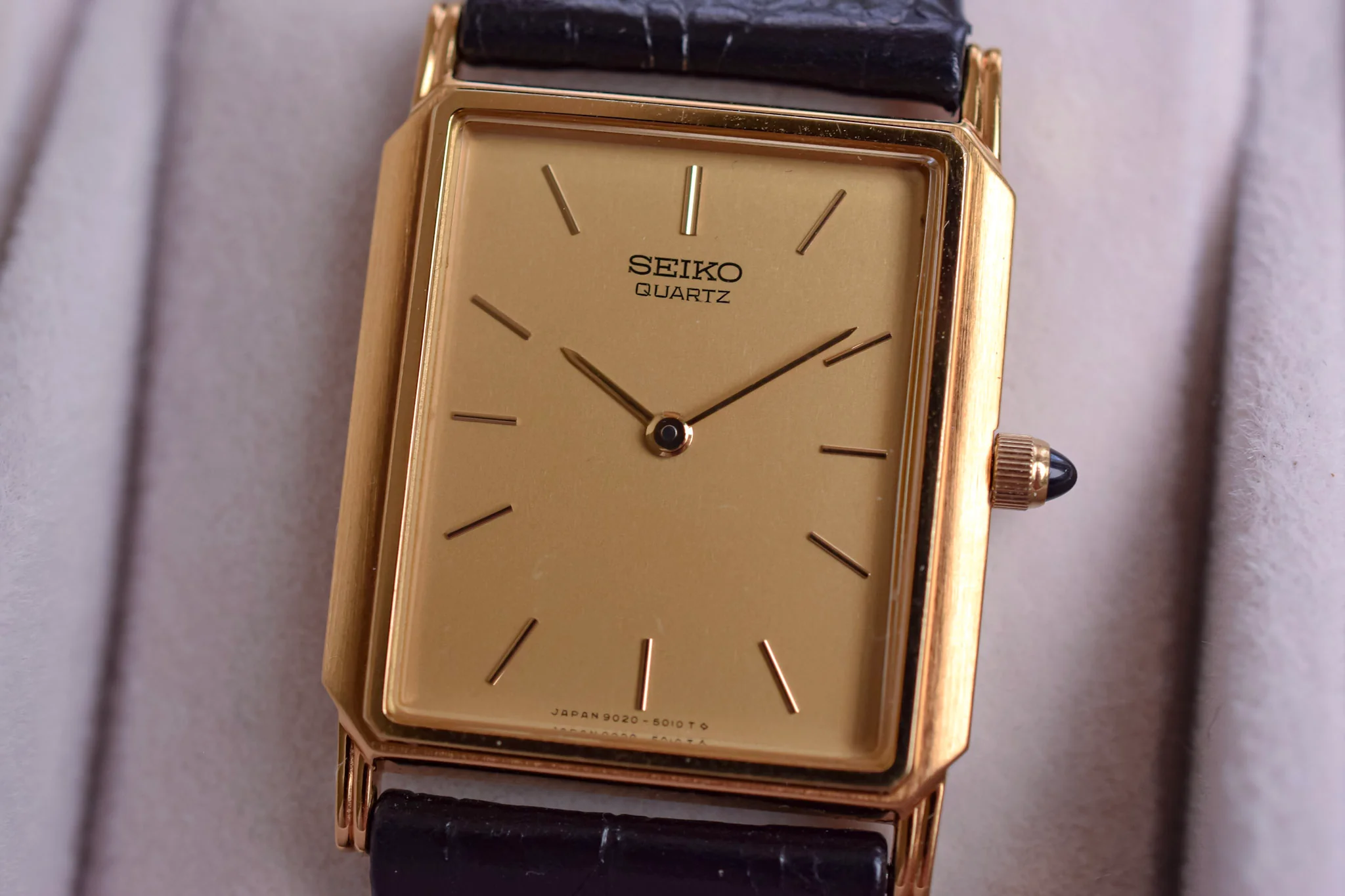 1984 Seiko Champagne Stepped Lugs Tank - Image 3