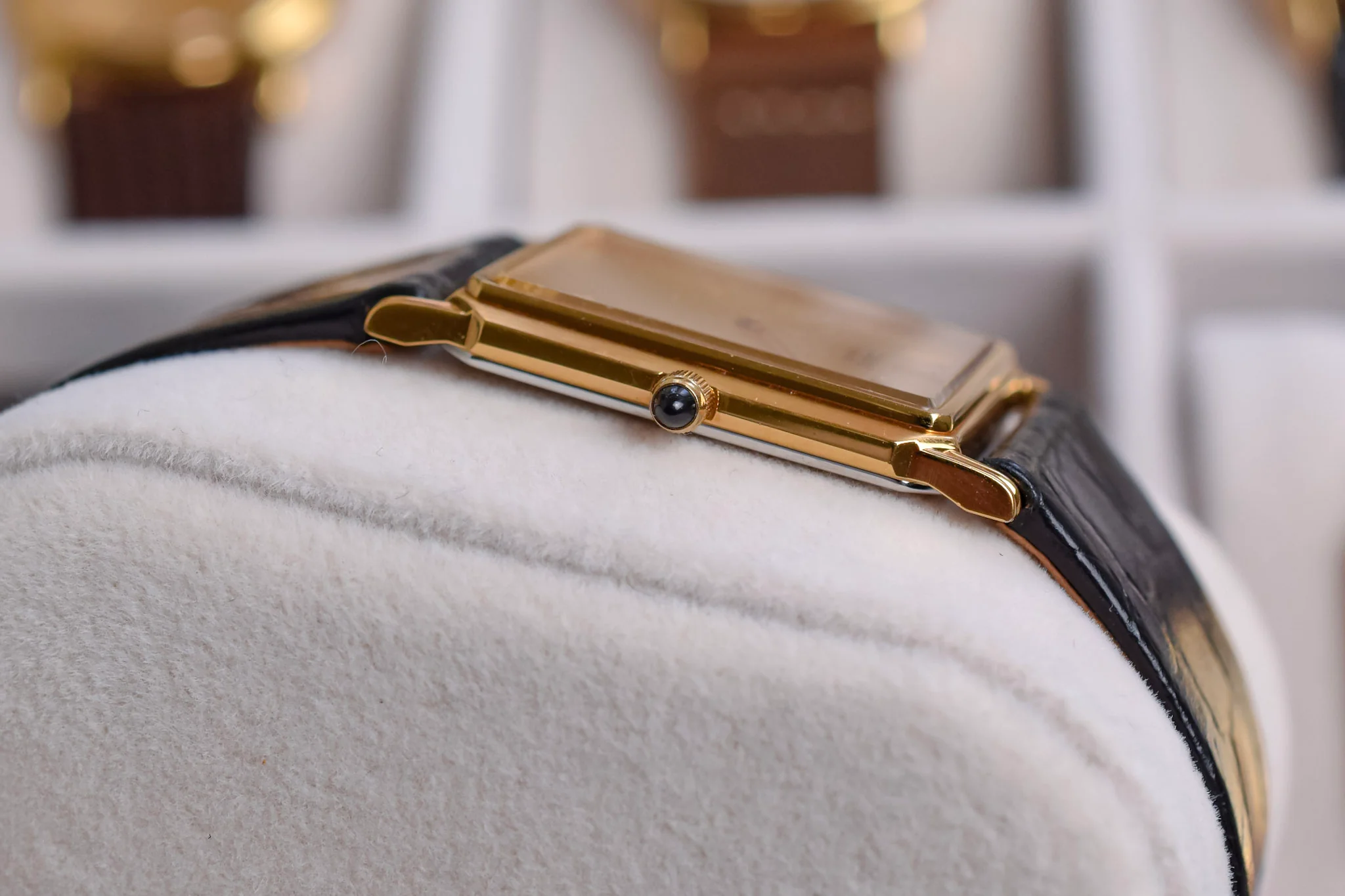 1984 Seiko Champagne Stepped Lugs Tank - Image 4