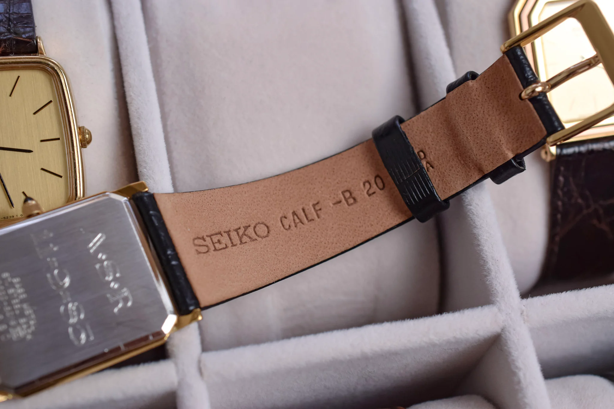 1984 Seiko Champagne Stepped Lugs Tank - Image 6