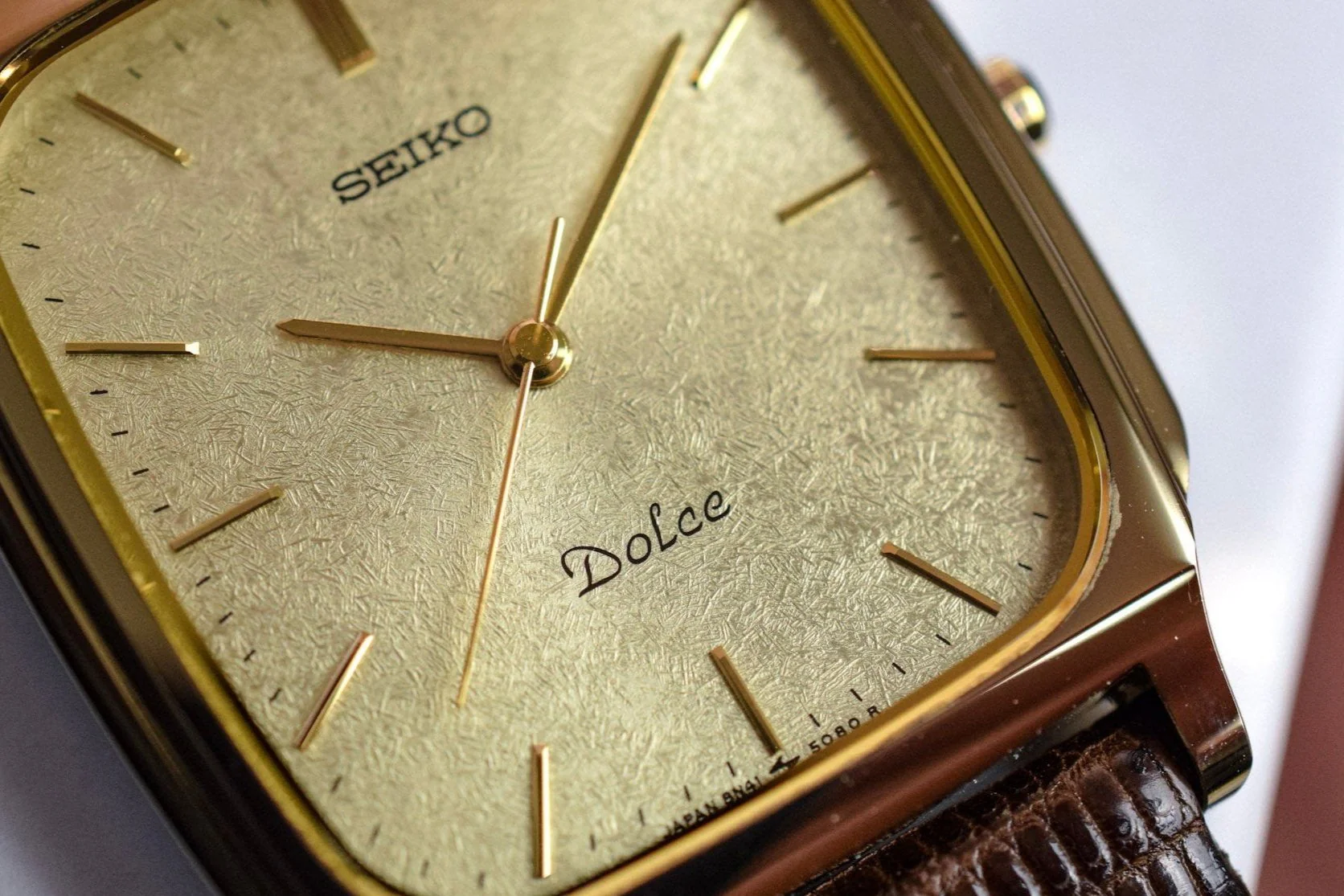 1984 Seiko Dolce Tungsten Carbide Snowflake Dial Tonneau - Image 4