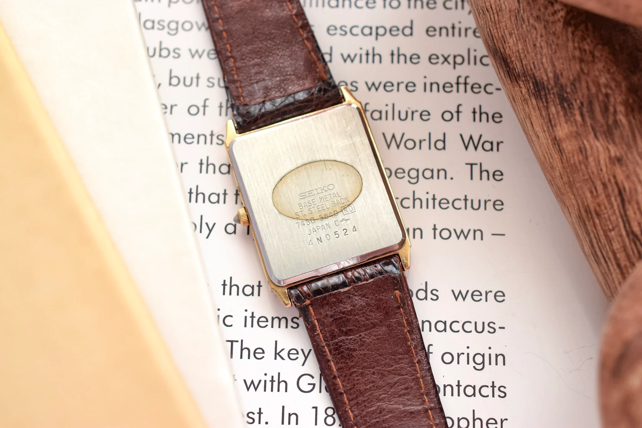 1984 Seiko Gray Tapestry Tank - Image 11