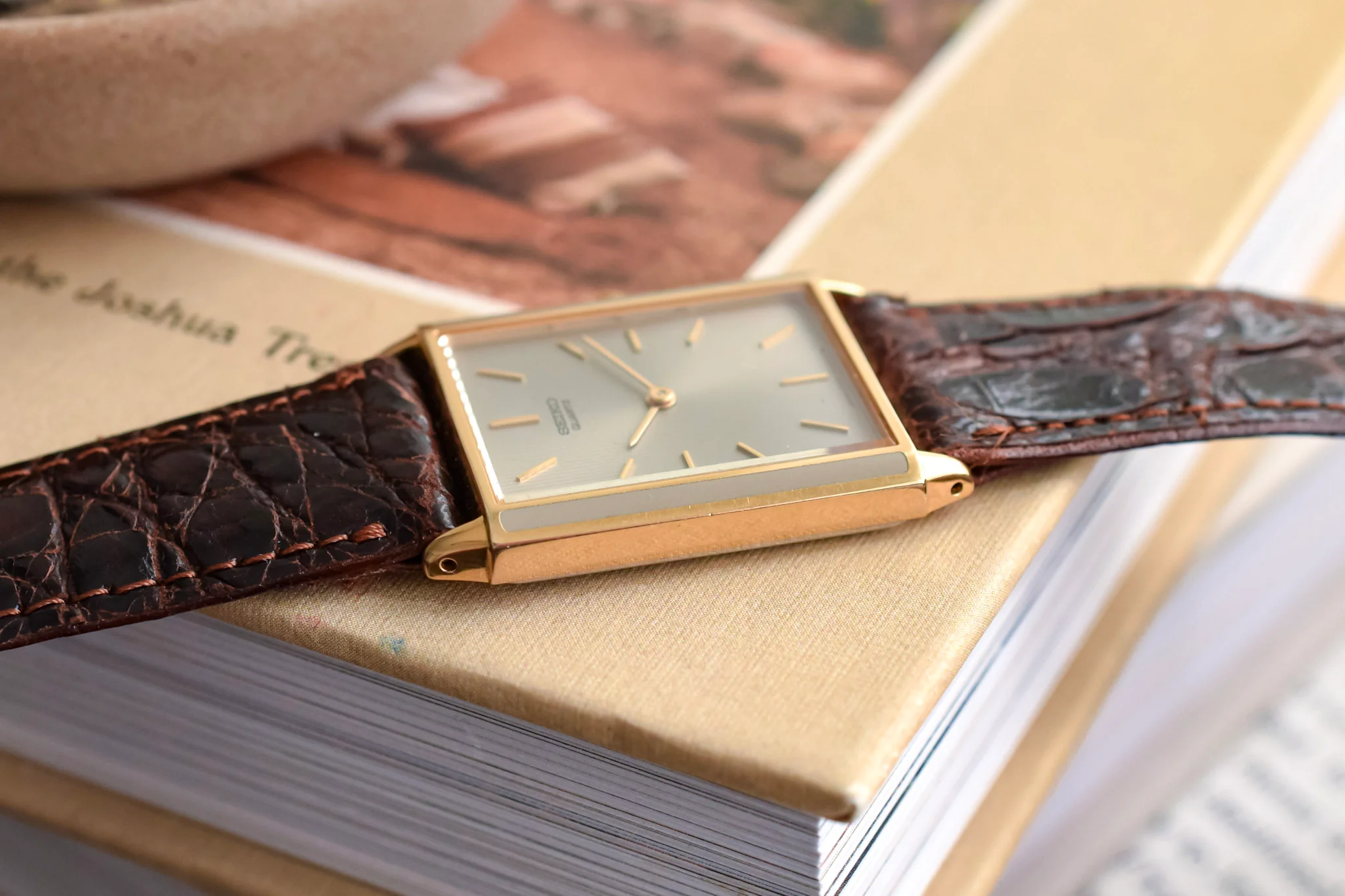 1984 Seiko Gray Tapestry Tank - Image 5