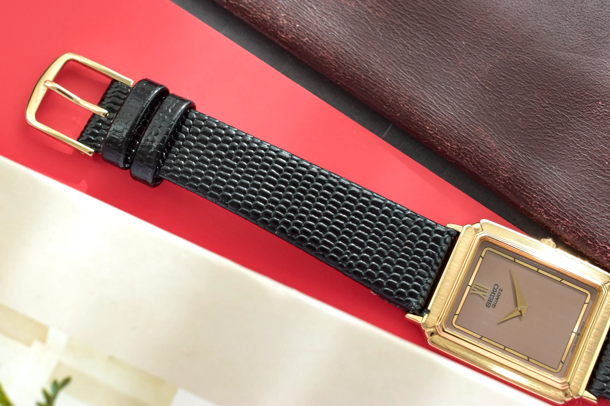 1984 Seiko "Photo Frame" Taupe Tank - Image 3