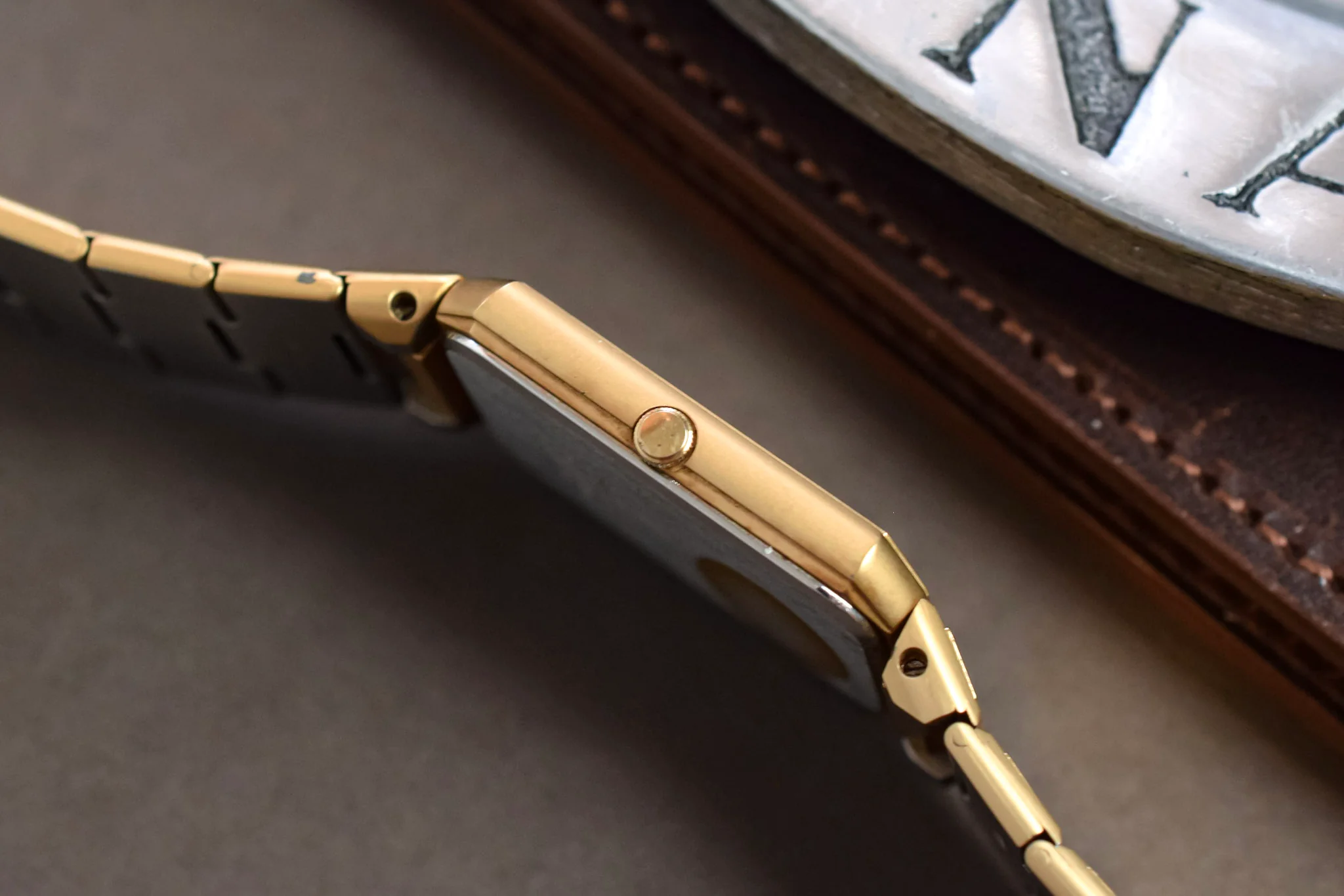 1984 Seiko Santos Golden Tapestry Dial - Image 3