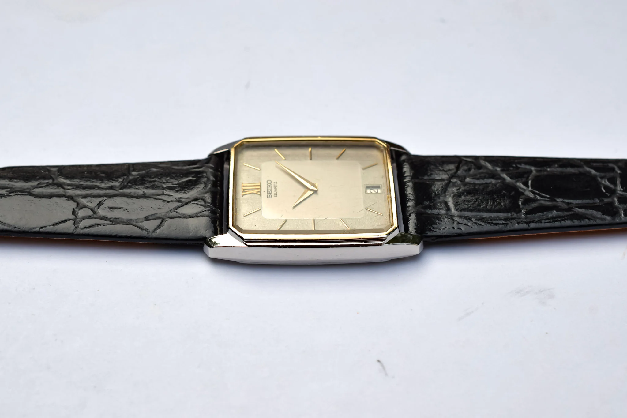 1984 Seiko Two Toned Tank - Image 4