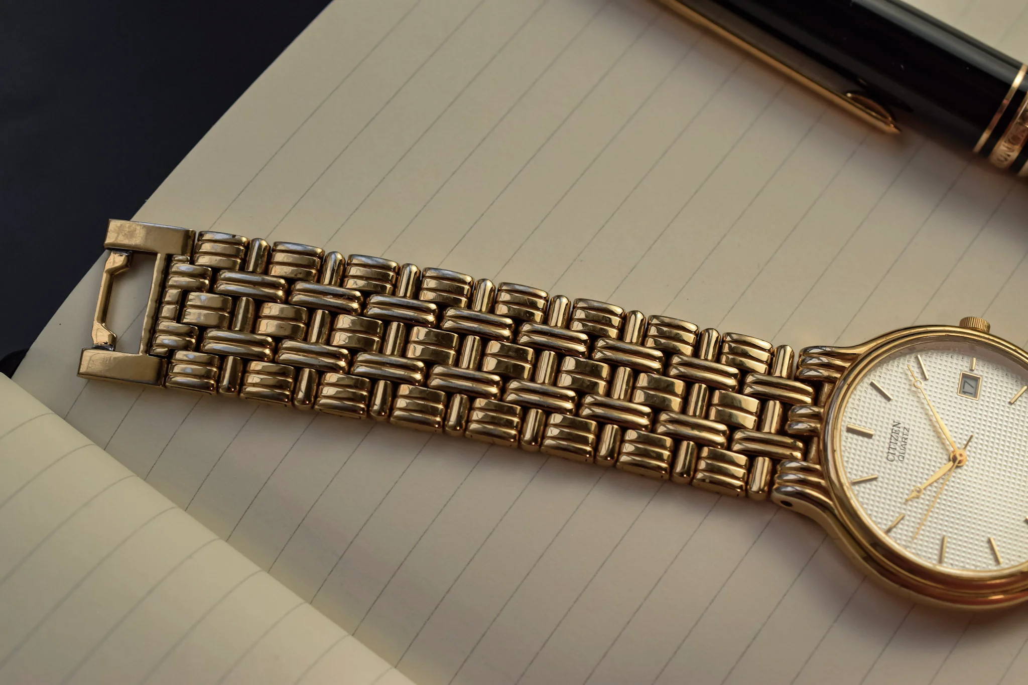 1985 Citizen Lattice Hobnail Calendar - Image 5