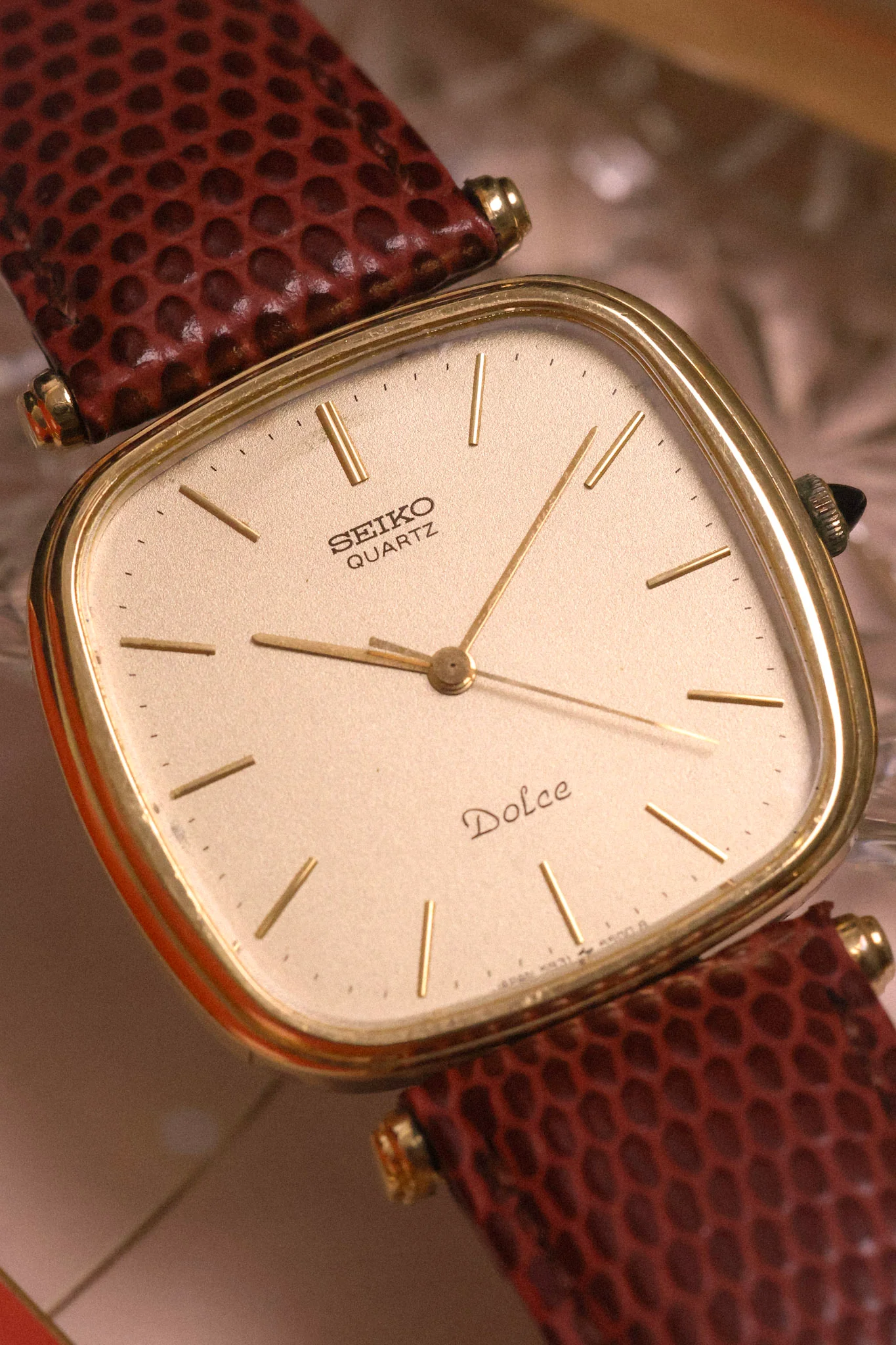 1985 Seiko Dolce Champagne Hooded Lugs TV - Image 3
