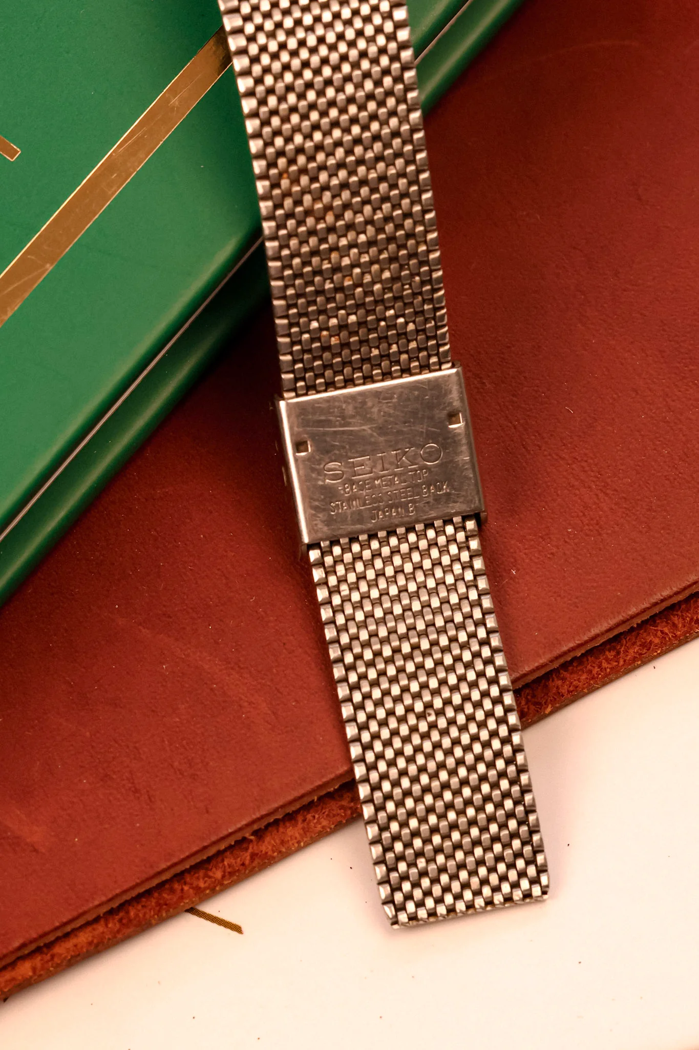 1985 Seiko Dolce NSAG Honey Tapestry Dial - Image 7