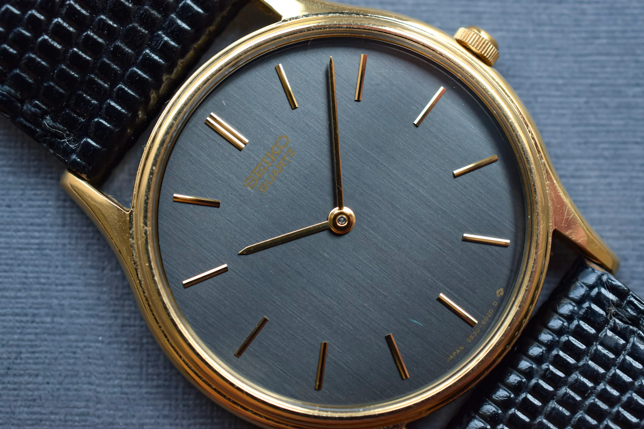 1985 Seiko Minimalist Gilt Dial - Image 3