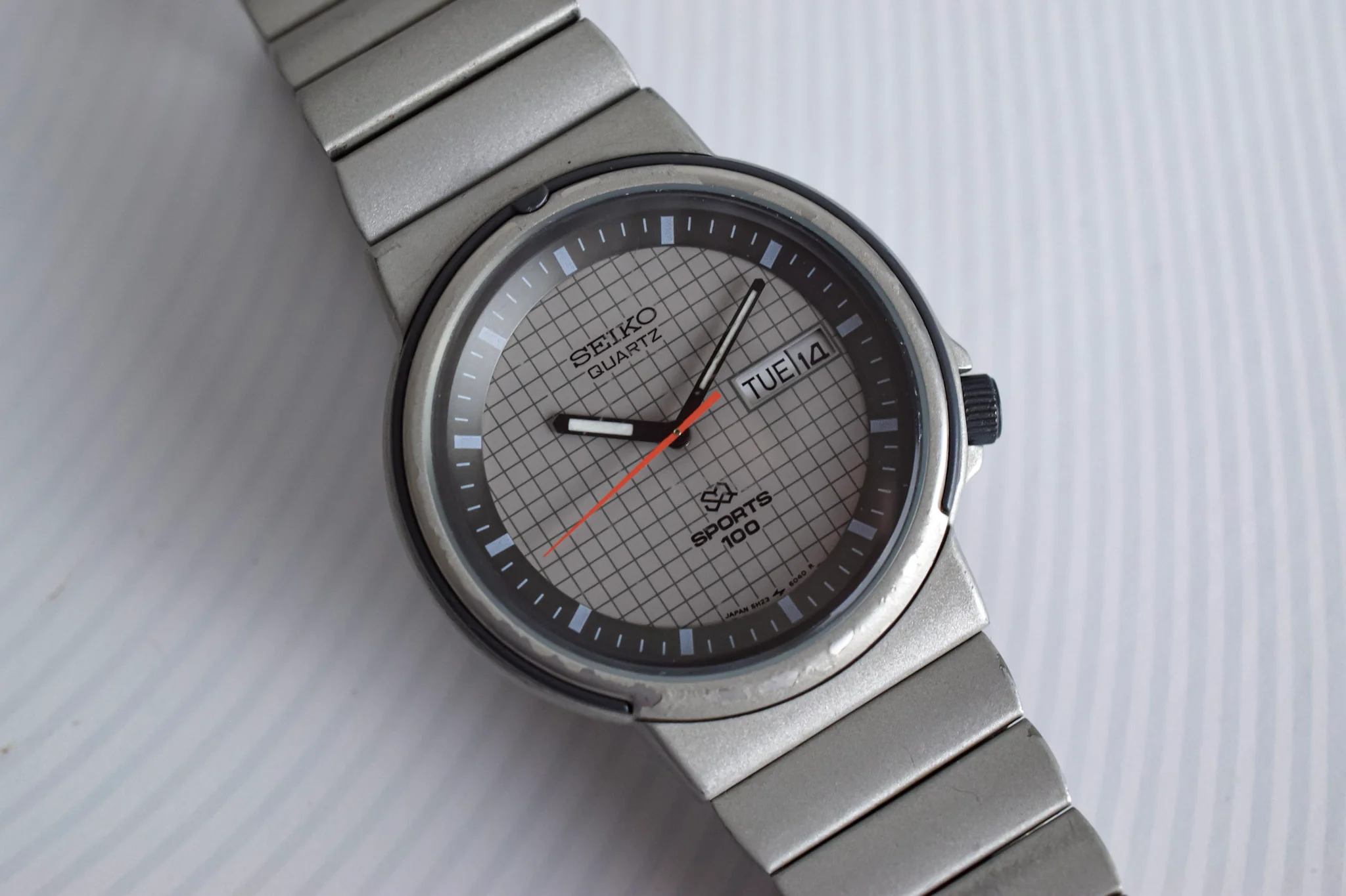 1985 Seiko SQ Sports 100 Grid Dial - Image 6