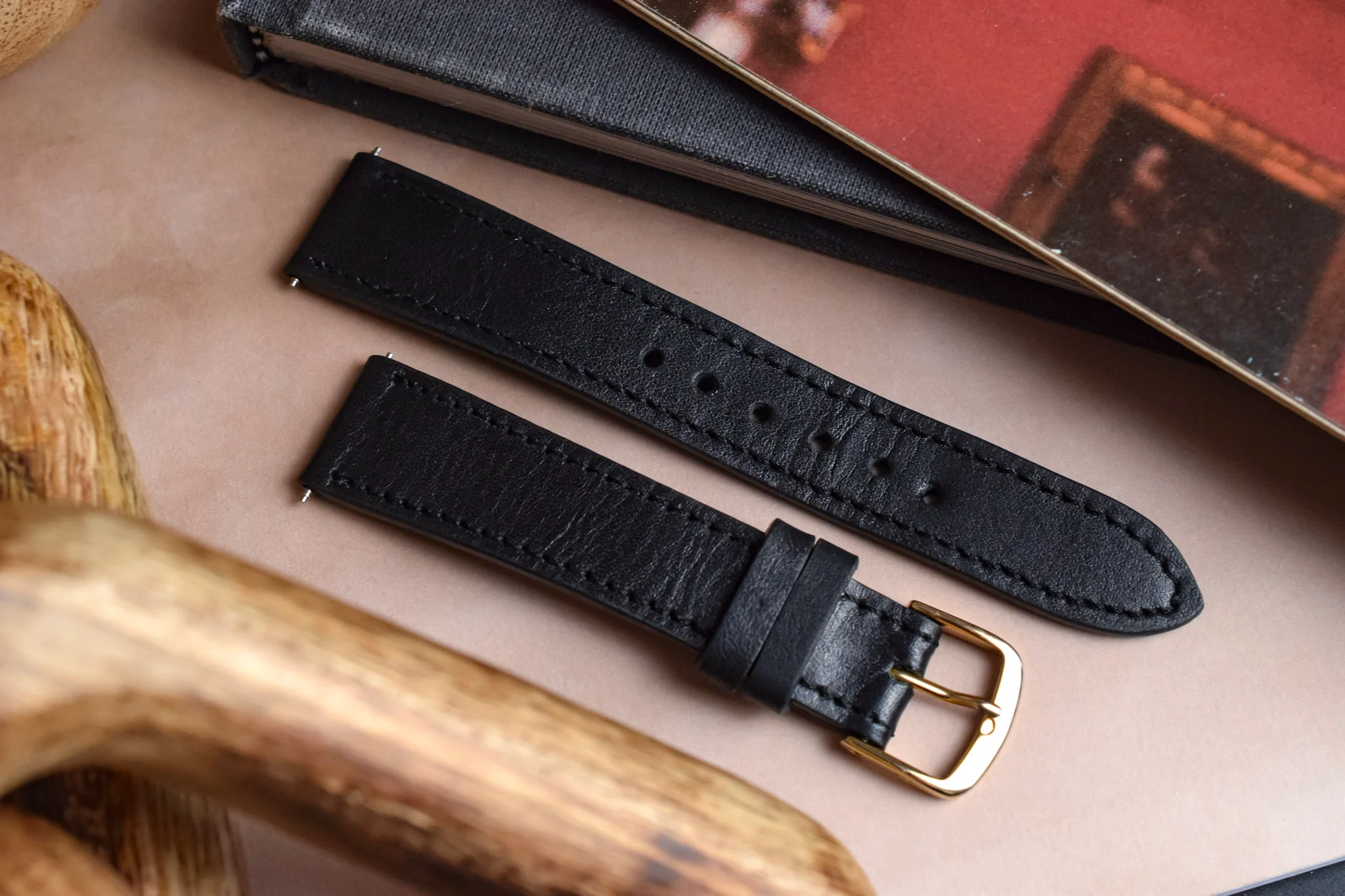 1986 Citizen Stepped Lugs Roman Dial - Image 11