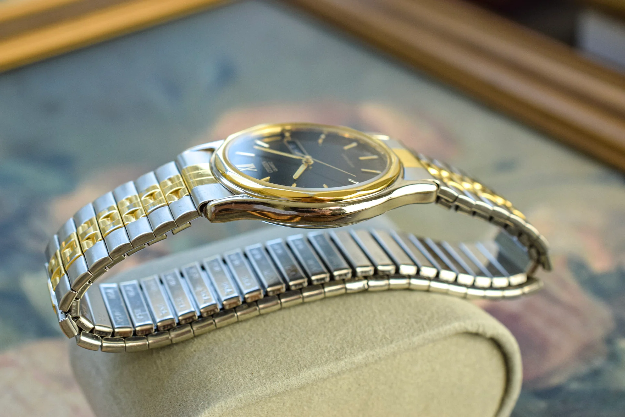 1986 Citizen Two Tone Black Dial Day-Date - Image 4