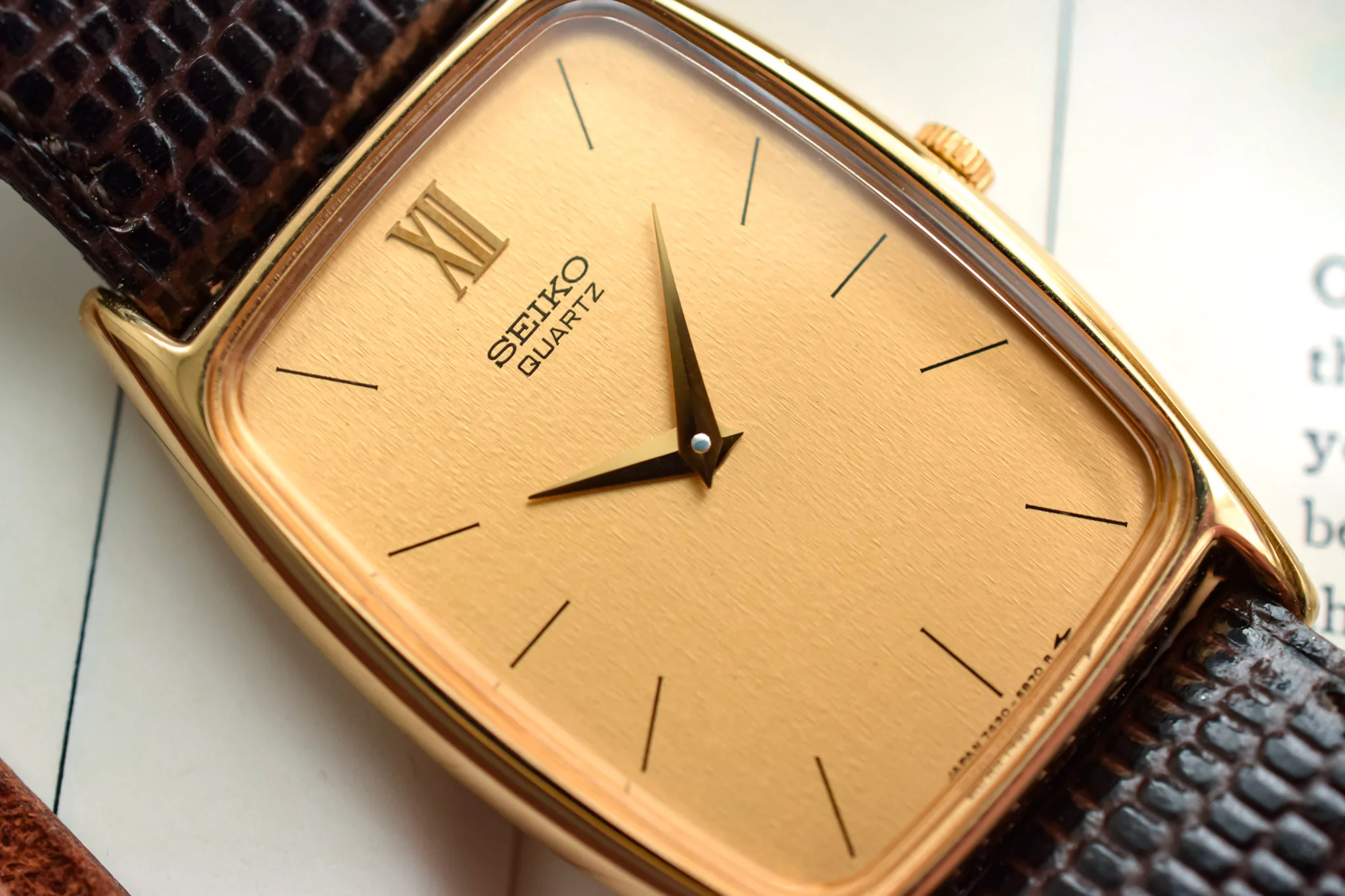1986 Seiko Champagne Eggshell Ellipse - Image 3
