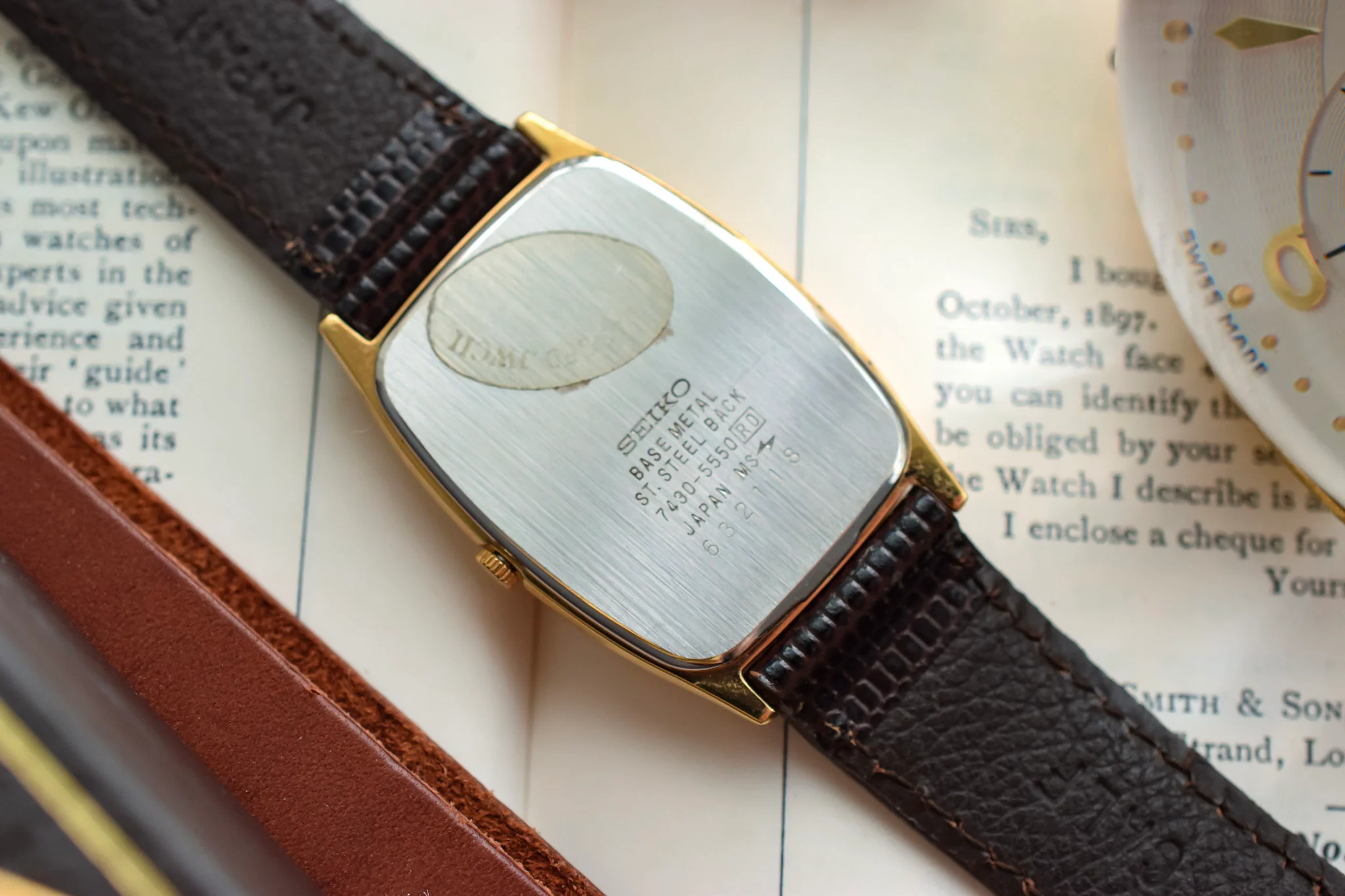 1986 Seiko Champagne Eggshell Ellipse - Image 8