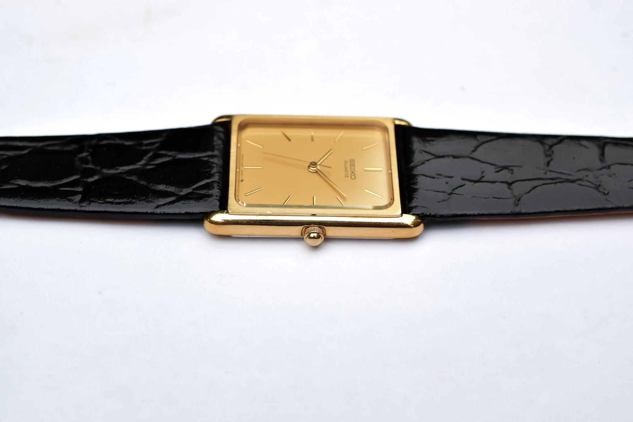 1986 Seiko Gold Tone Tank - Image 3