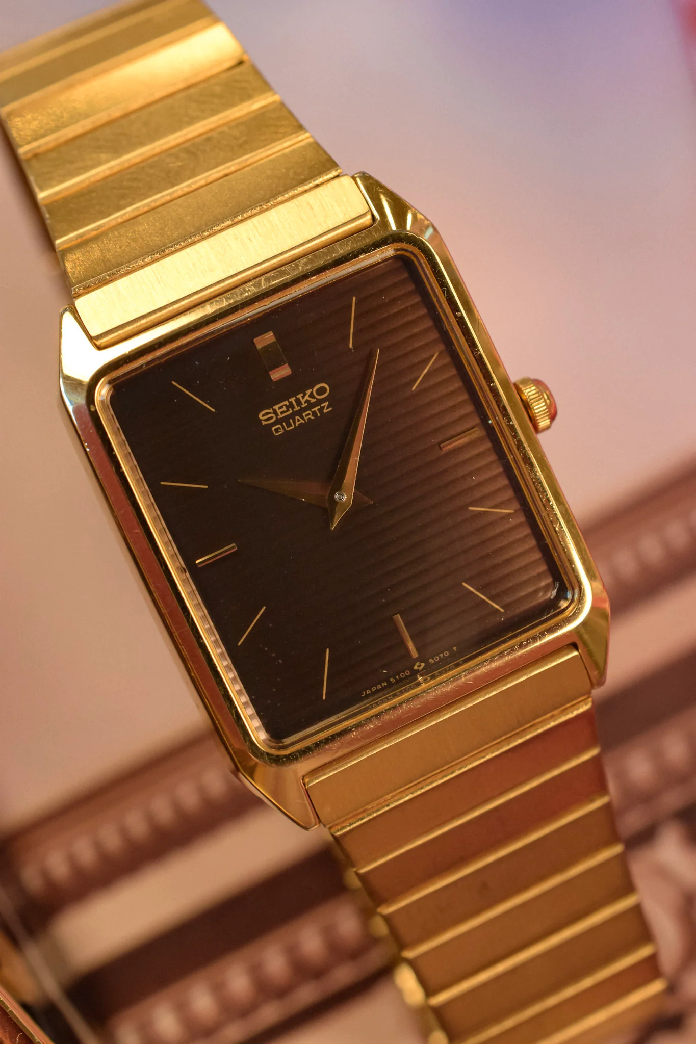 1986 Seiko Gray Tapestry Carree - Image 4