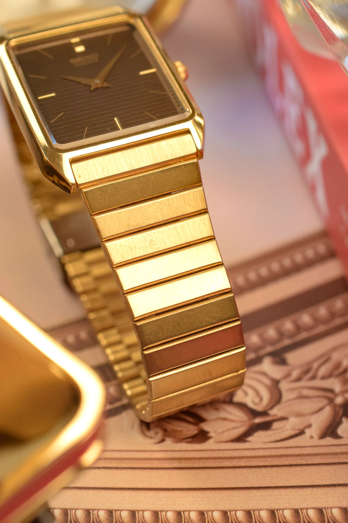 1986 Seiko Gray Tapestry Carree - Image 7