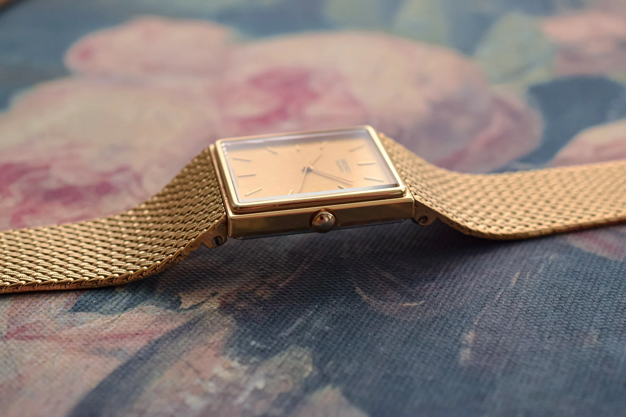 1986 Seiko Lattice Bracelet Tank - Image 3