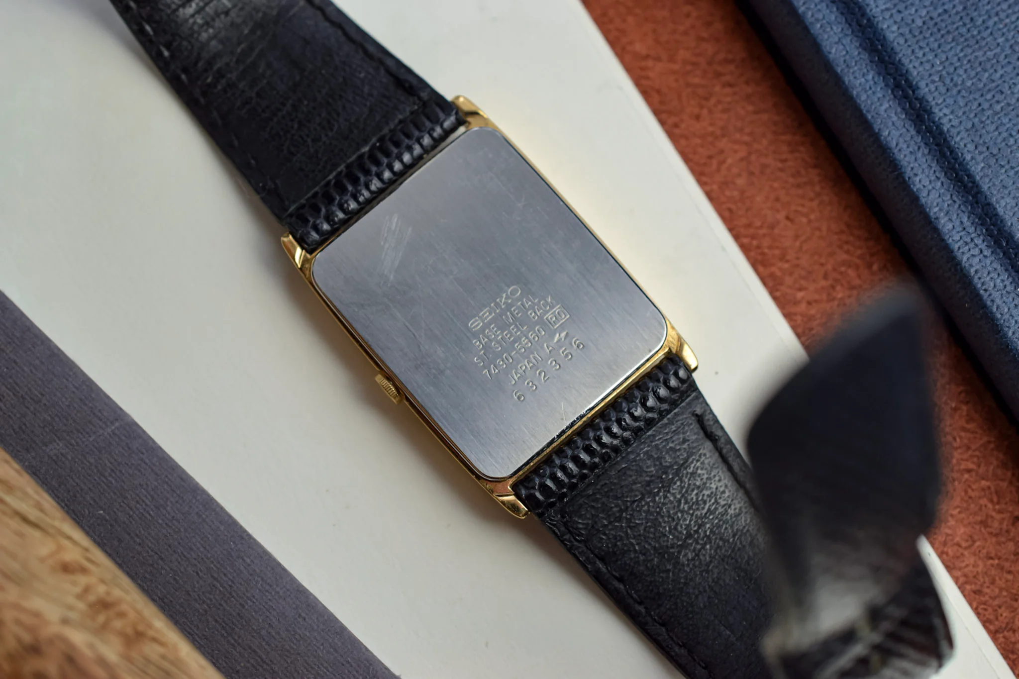 1986 Seiko NOS Sector Dial Tank - Image 11
