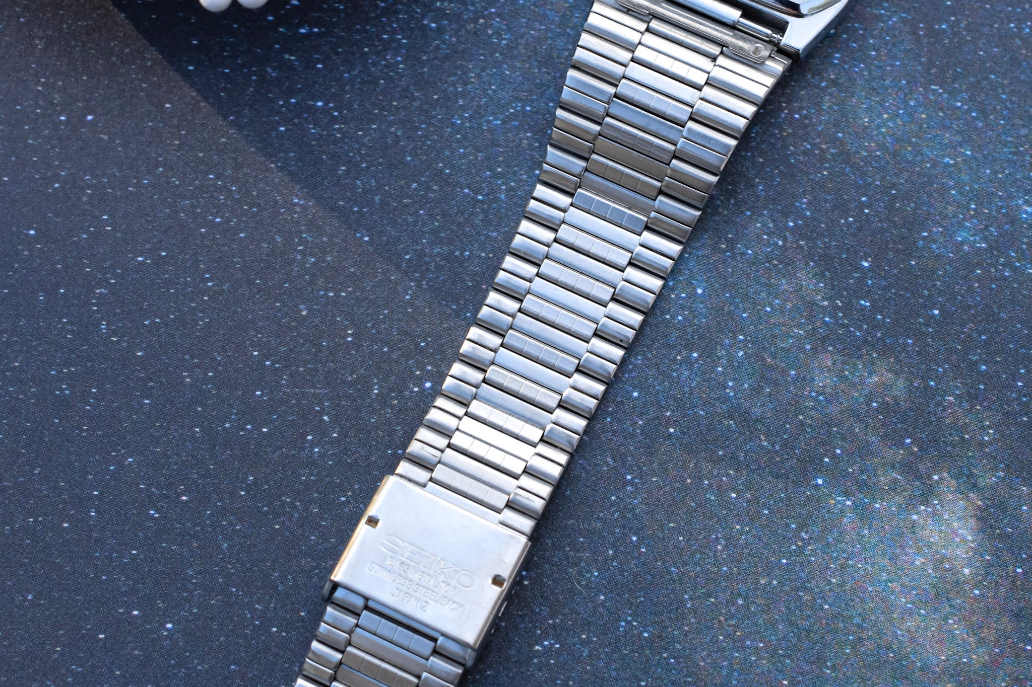 1986 Seiko Quartz Day/Date Tank Watch - Image 10
