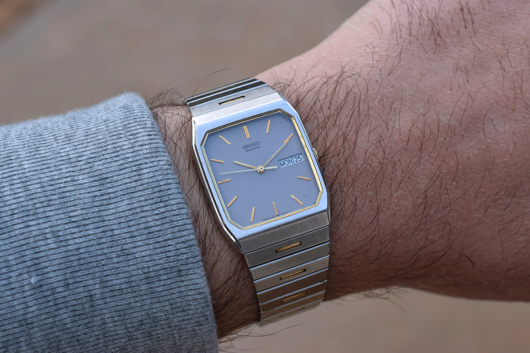 1986 Seiko Quartz Day/Date Tank Watch - Image 14