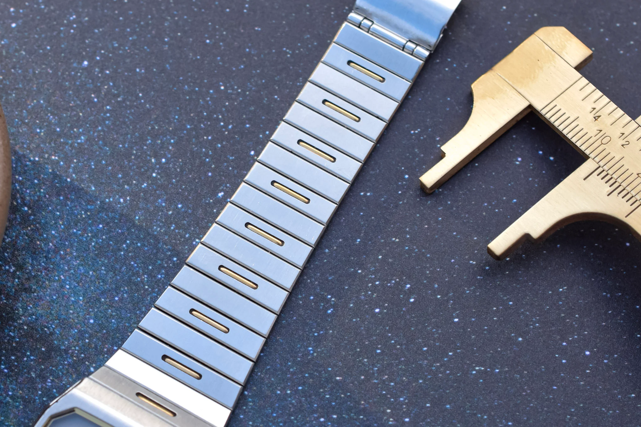1986 Seiko Quartz Day/Date Tank Watch - Image 6