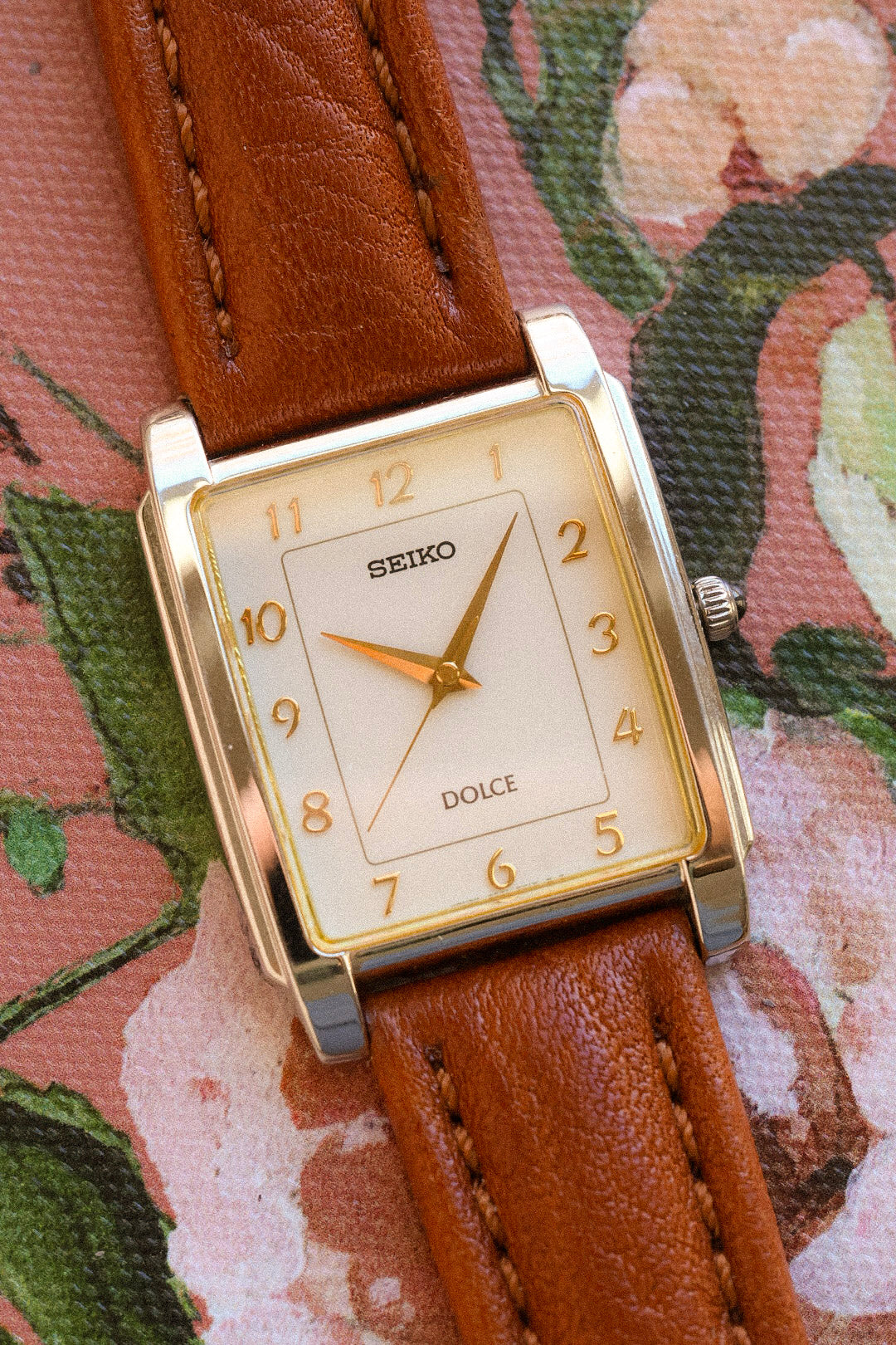 1987 Seiko Dolce Stepped Case Tank - Image 3