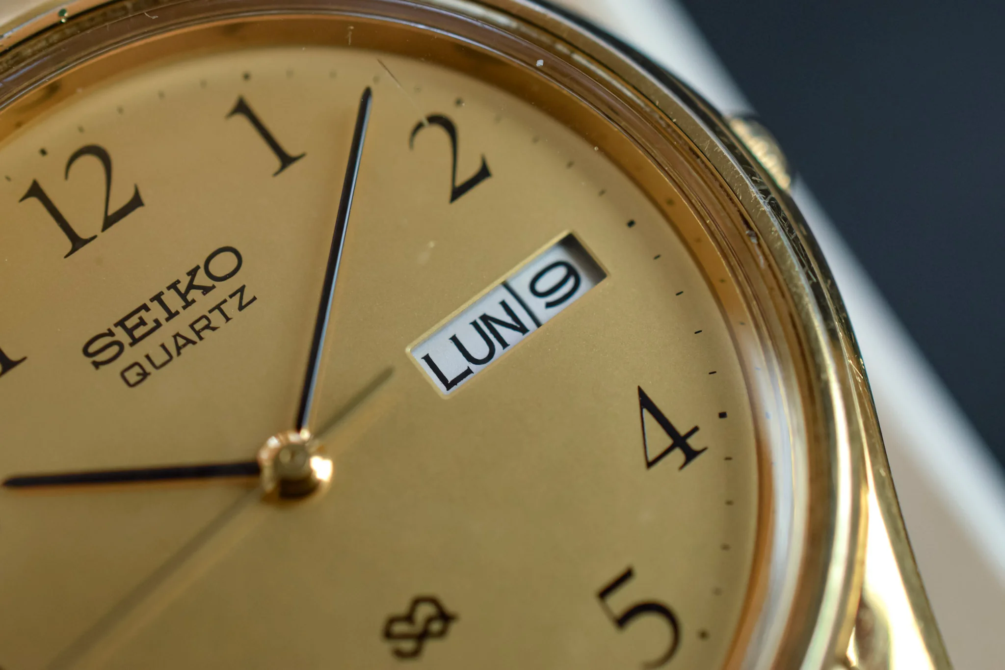 1987 Seiko SQ Golden Arabic Day-Date - Image 4