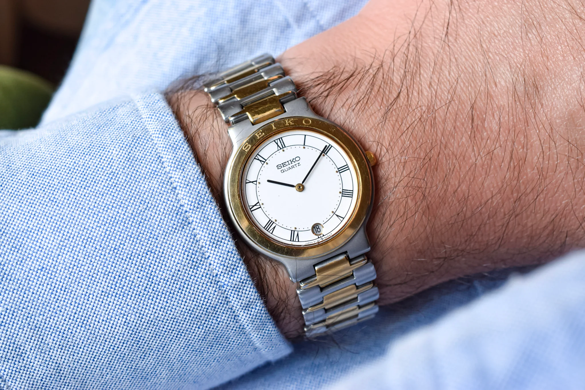 1987 Seiko Two-Toned White Roman Dial - Image 2