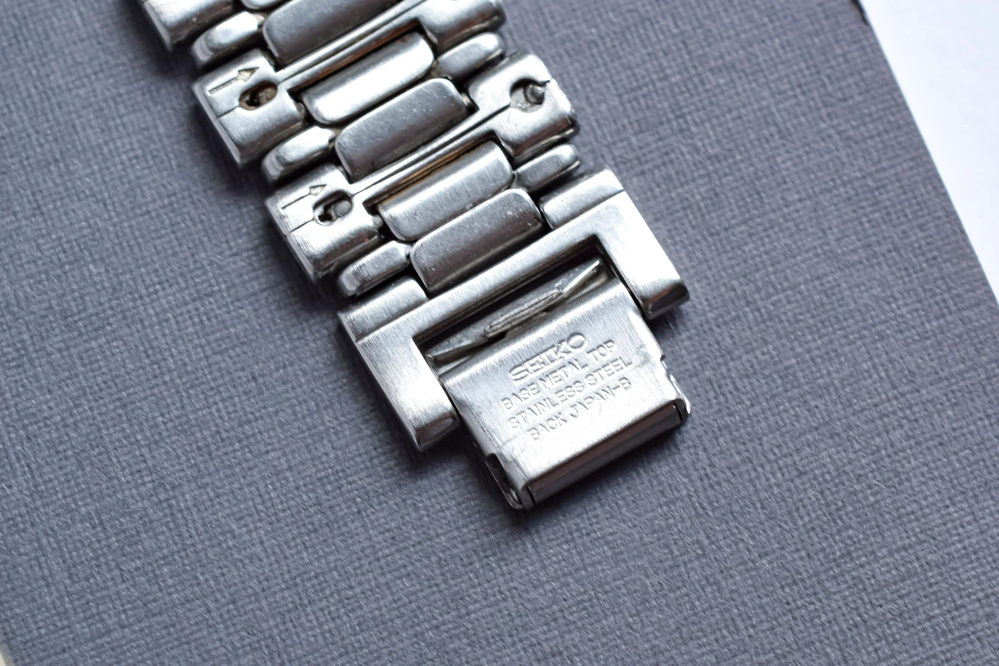 1987 Seiko Two-Toned White Roman Dial - Image 8