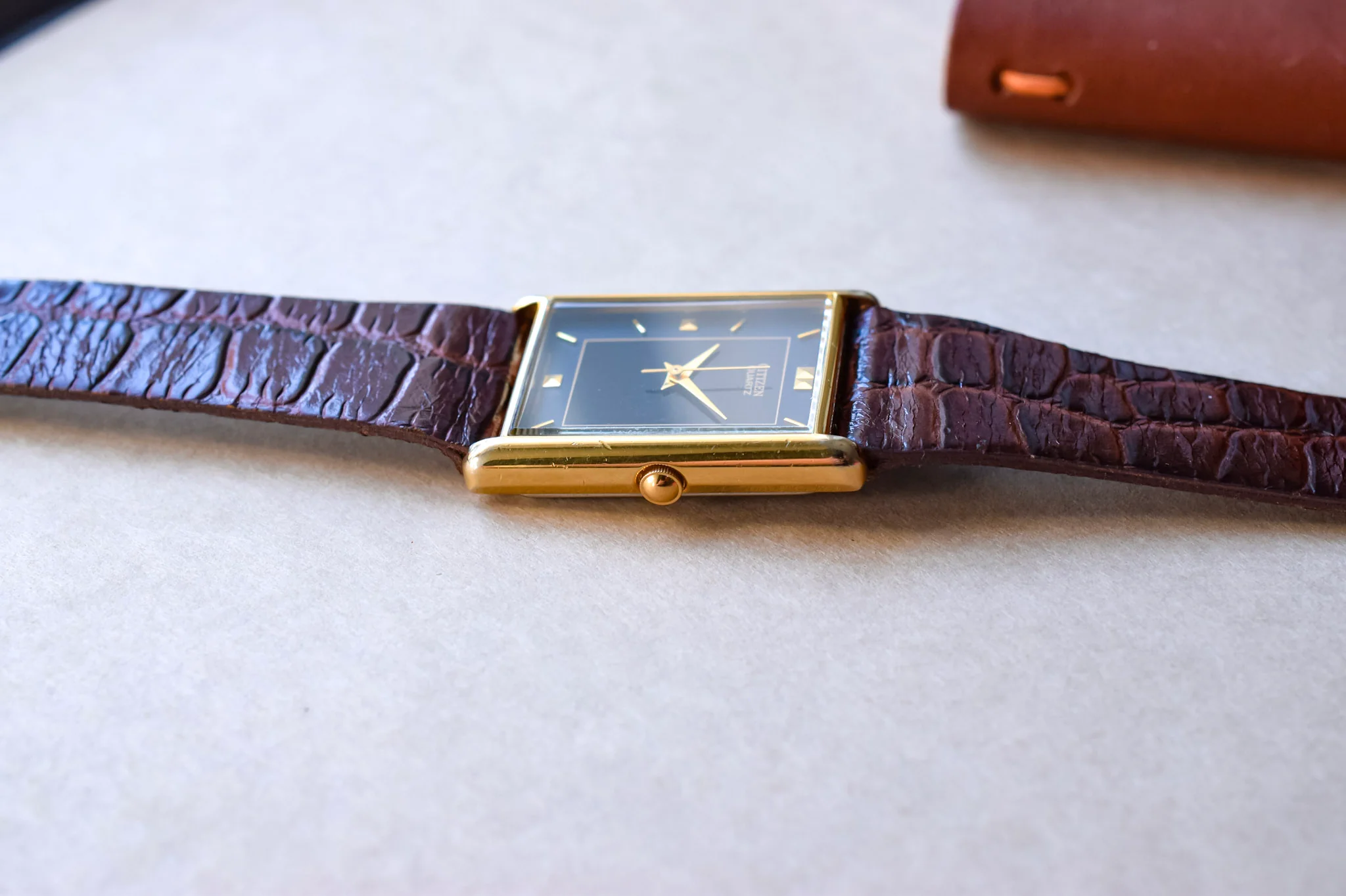 1988 Citizen Gilt Dial Pyramid Indices Tank - Image 4