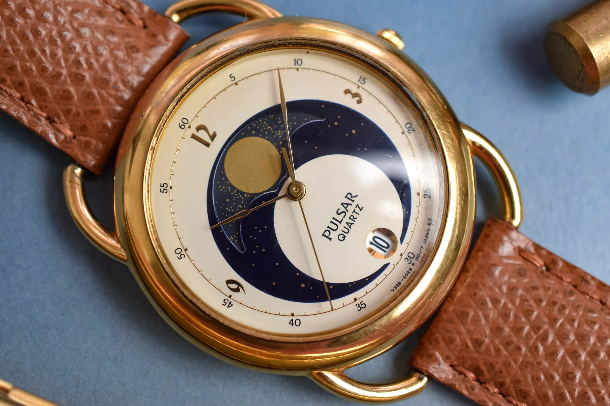 1988 Pulsar "Beetle" Wire Lugs Moonphase Calendar - Image 3
