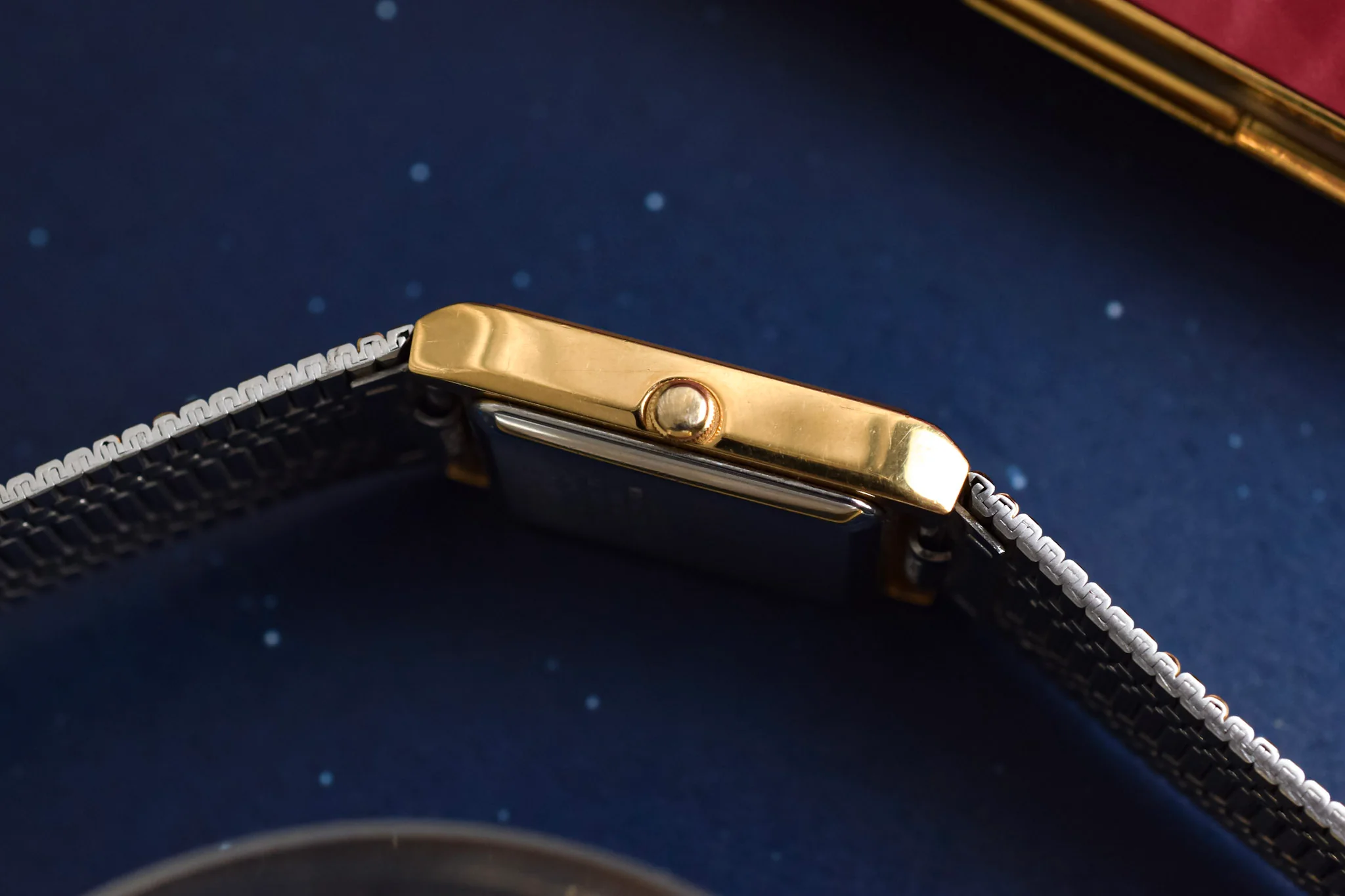 1988 Seiko Galaxy Golden Brick Tank - Image 3
