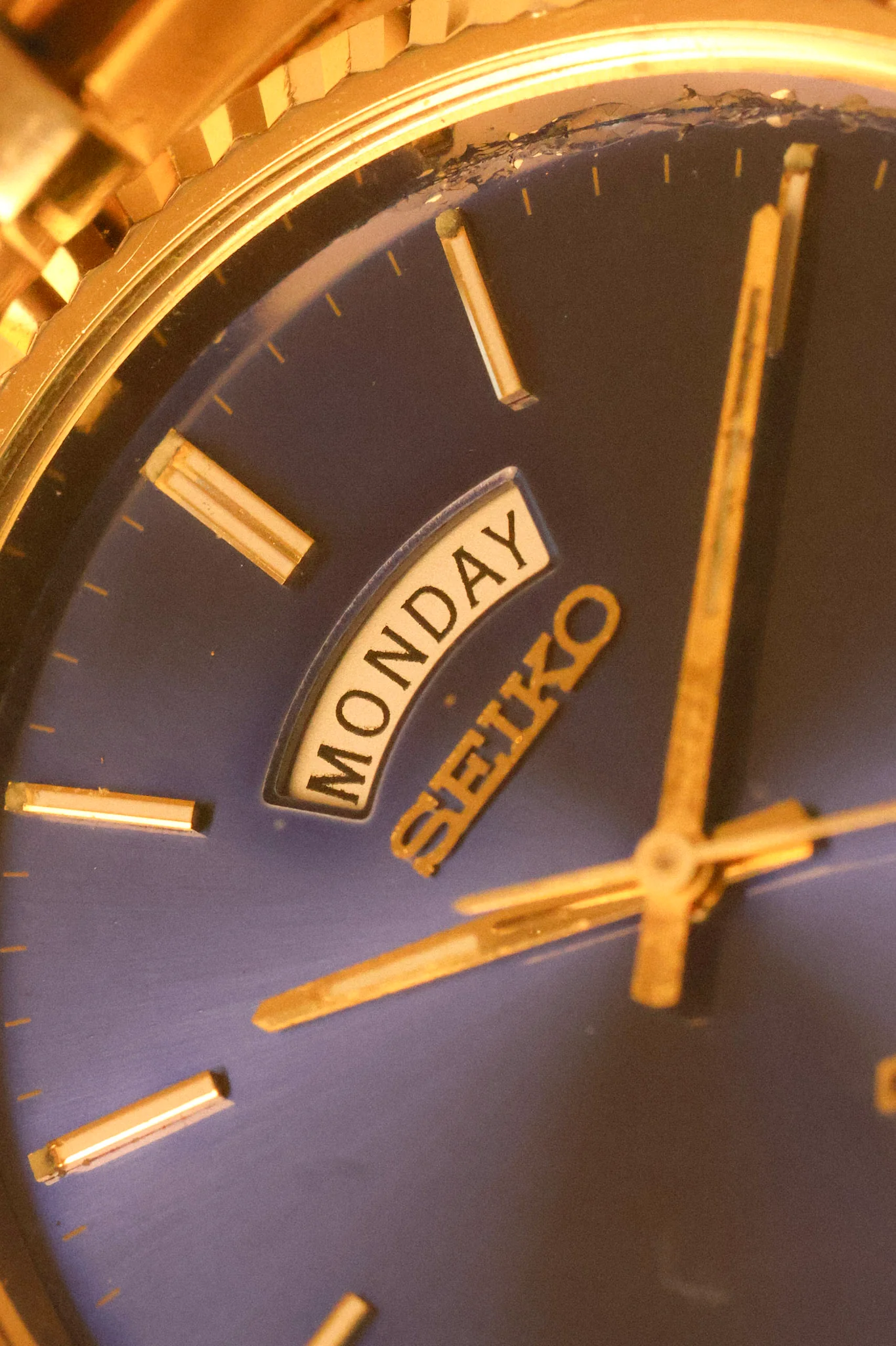 1988 Seiko SQ Blue Sunray Jubilee Prez - Image 4