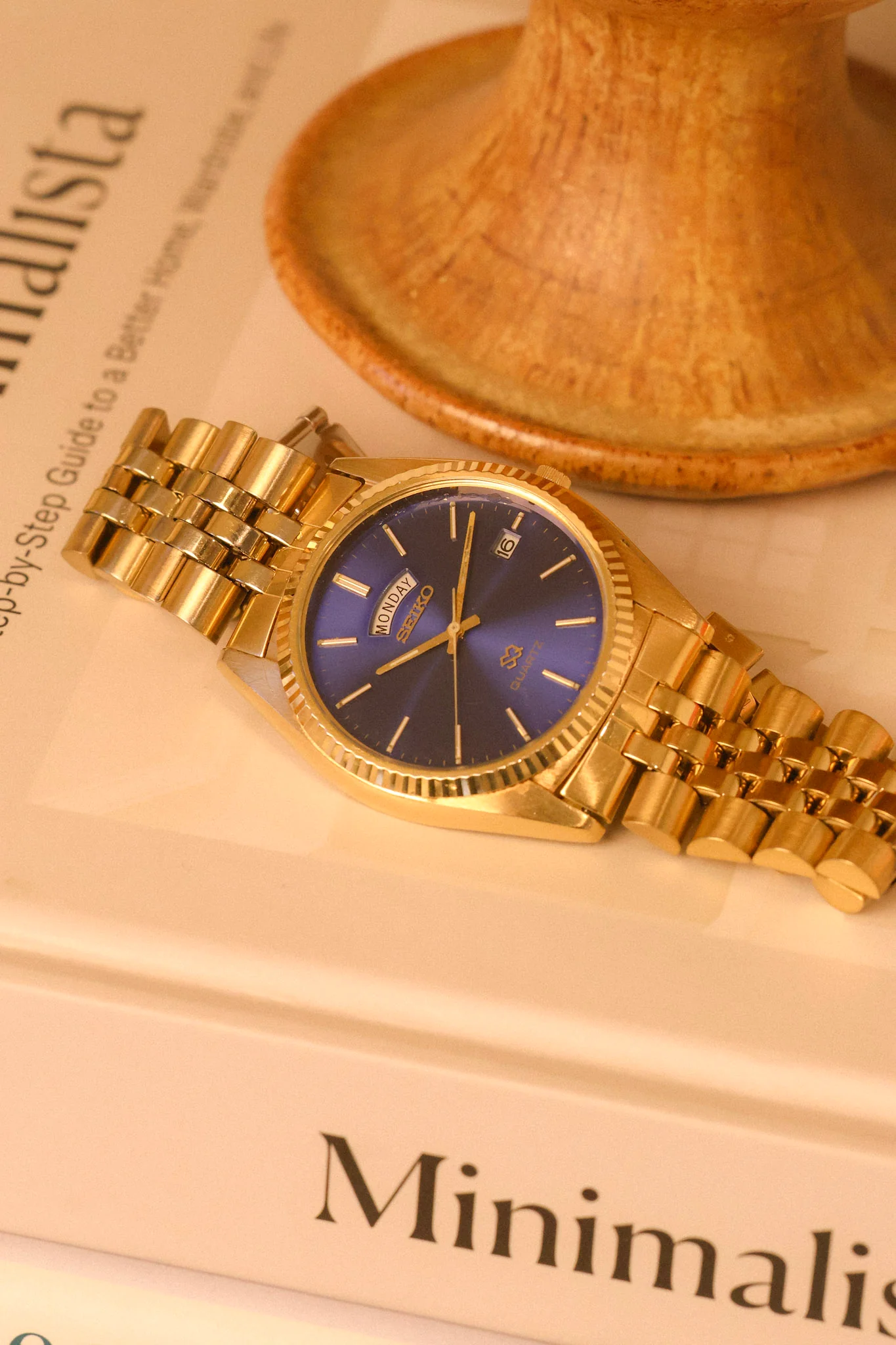 1988 Seiko SQ Blue Sunray Jubilee Prez - Image 8