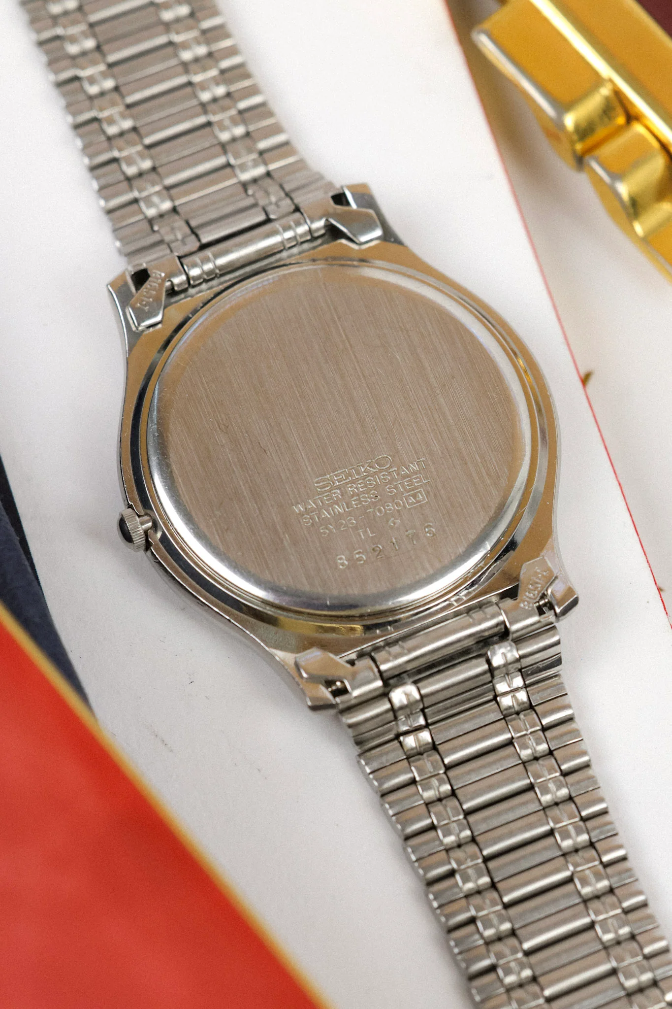 1988 Seiko SQ Geometric Script Font Day-Date - Image 15