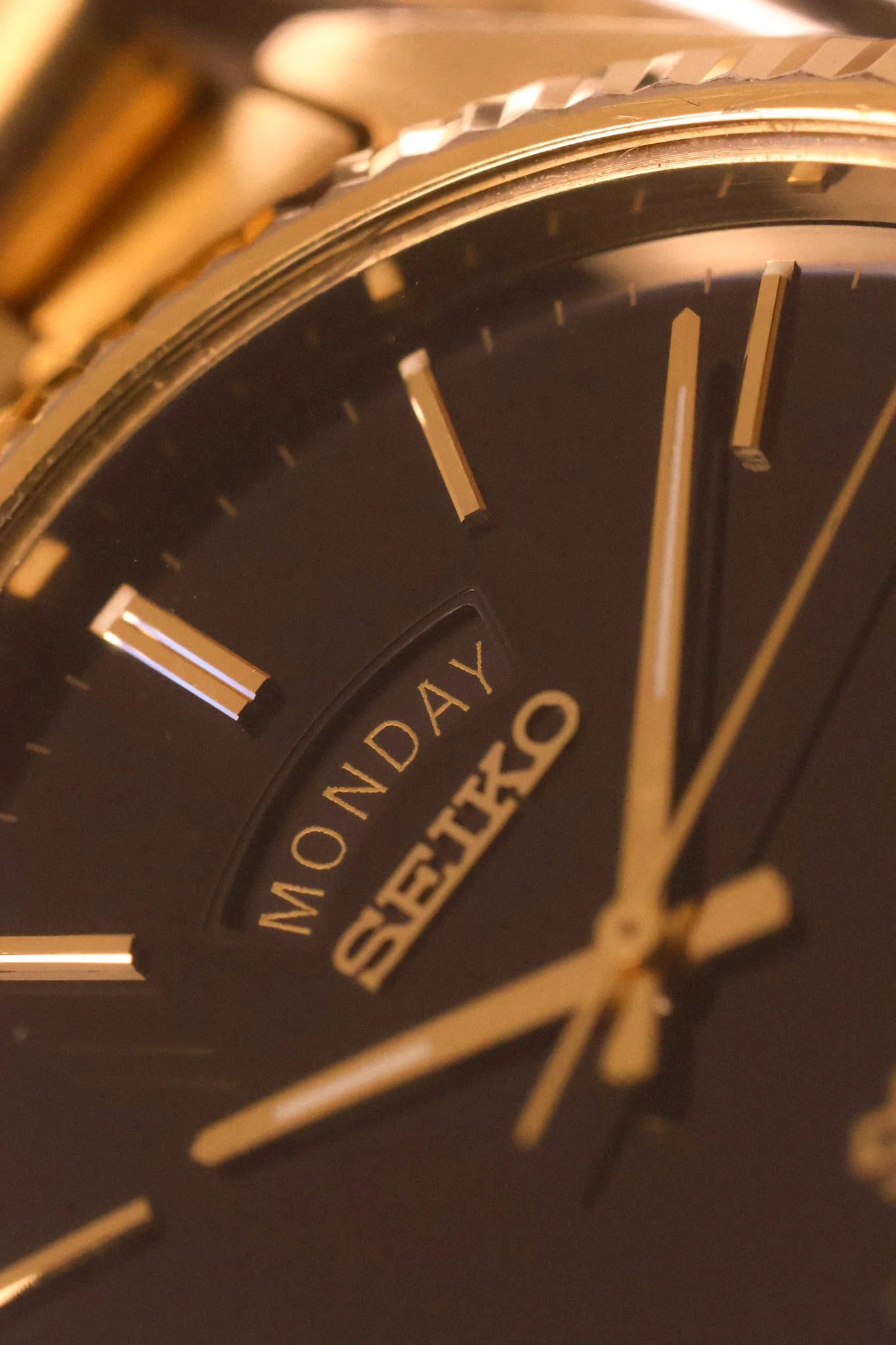 1988 Seiko SQ Black Dial Jubilee Prez - Image 4